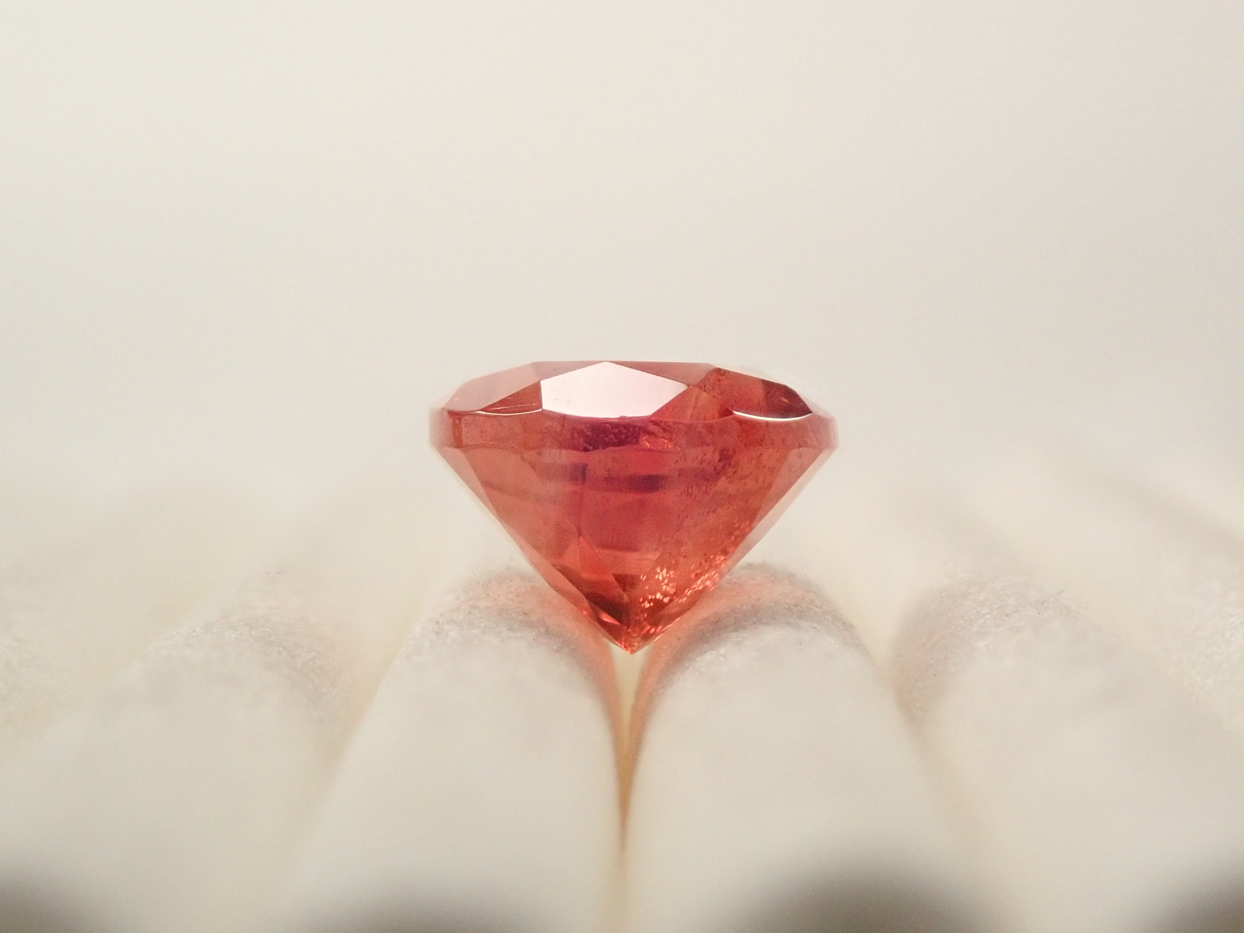 【1/31 22時販売】アメリカ産オレゴンサンストーン 1.869ctルース