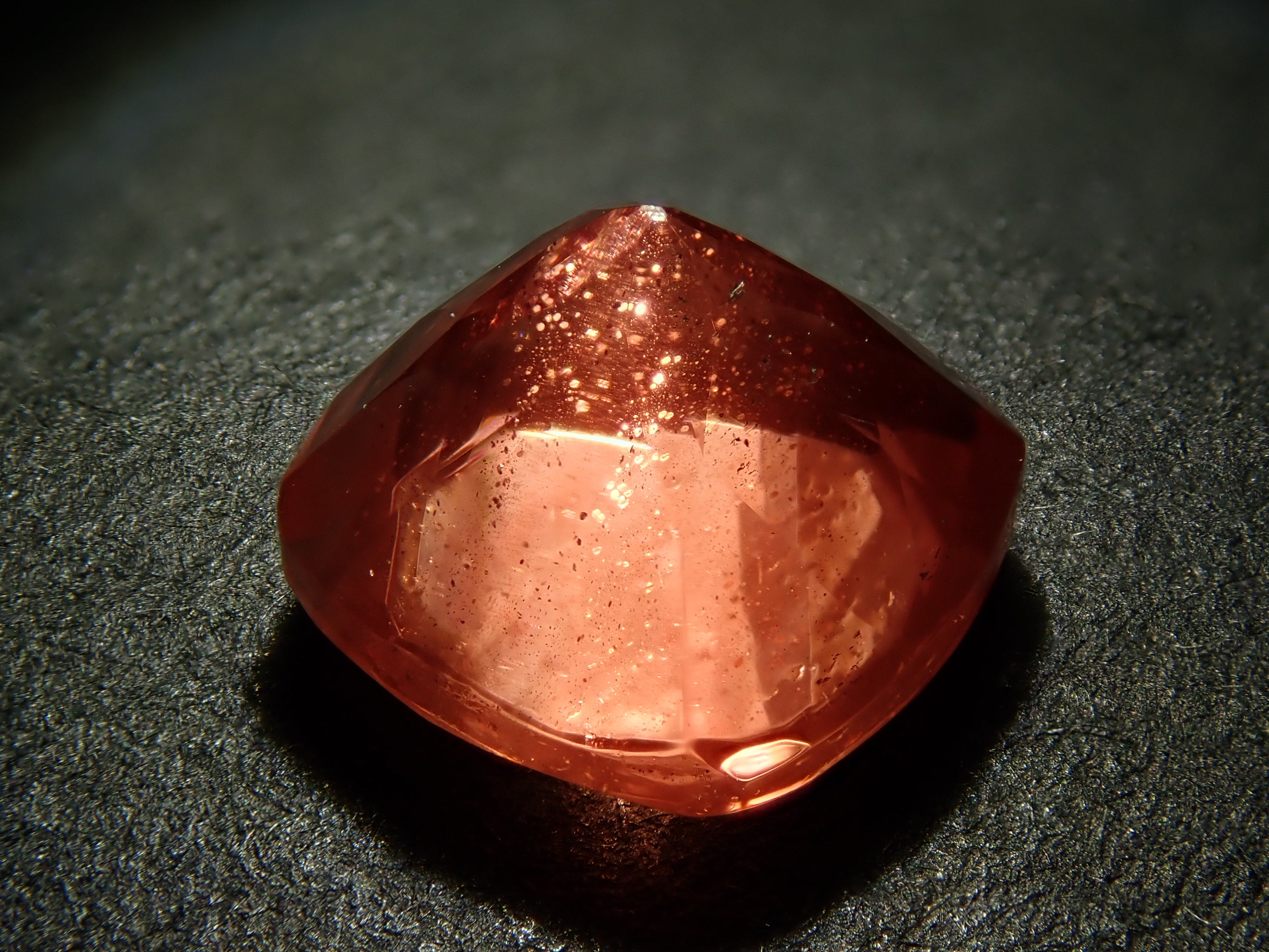 【2/17 22時販売】アメリカ産オレゴンサンストーン 1.590ctルース