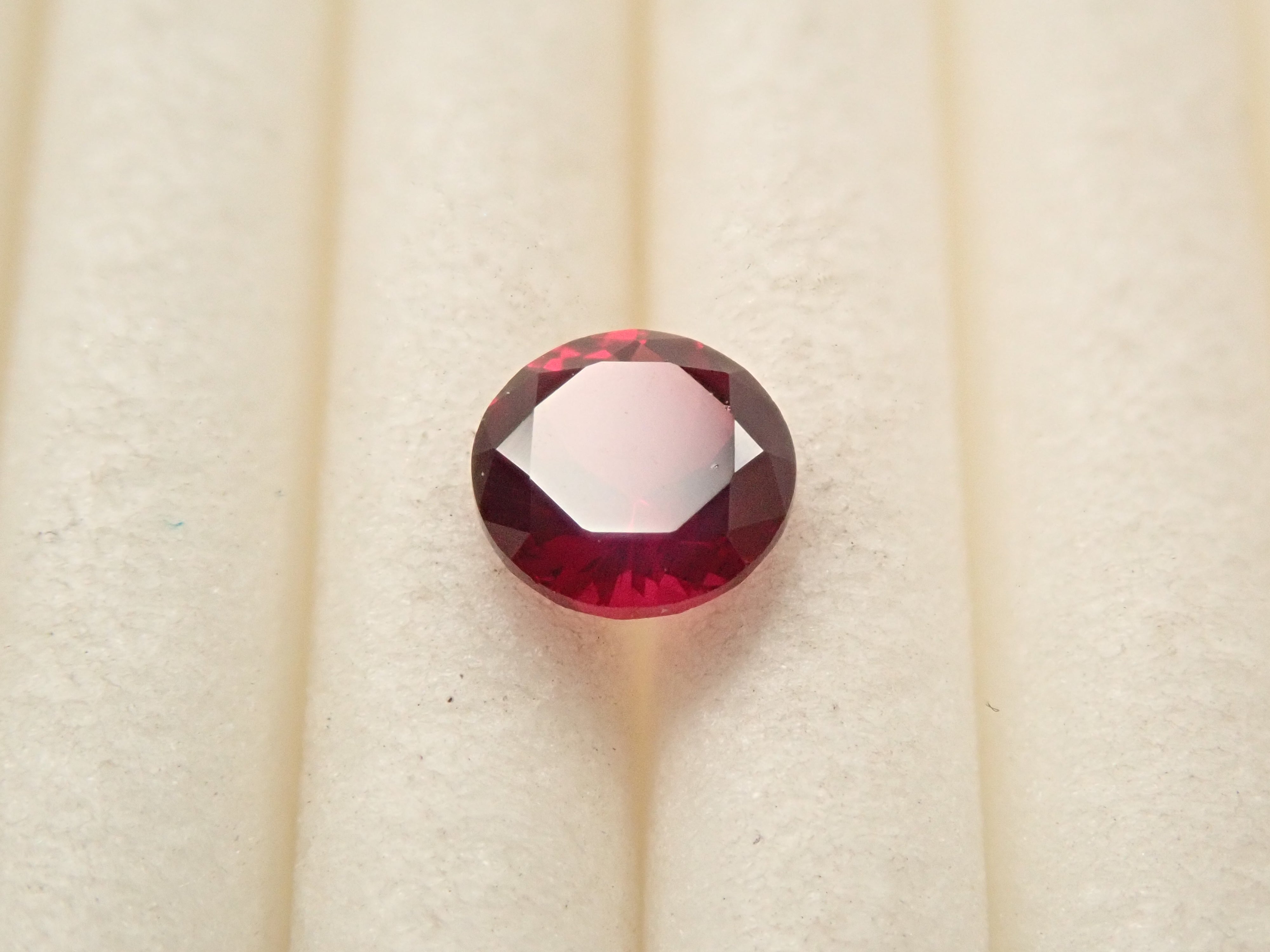 【2/16 22時販売】アメリカ産アントヒルガーネット 4.0mm/0.269ctルース