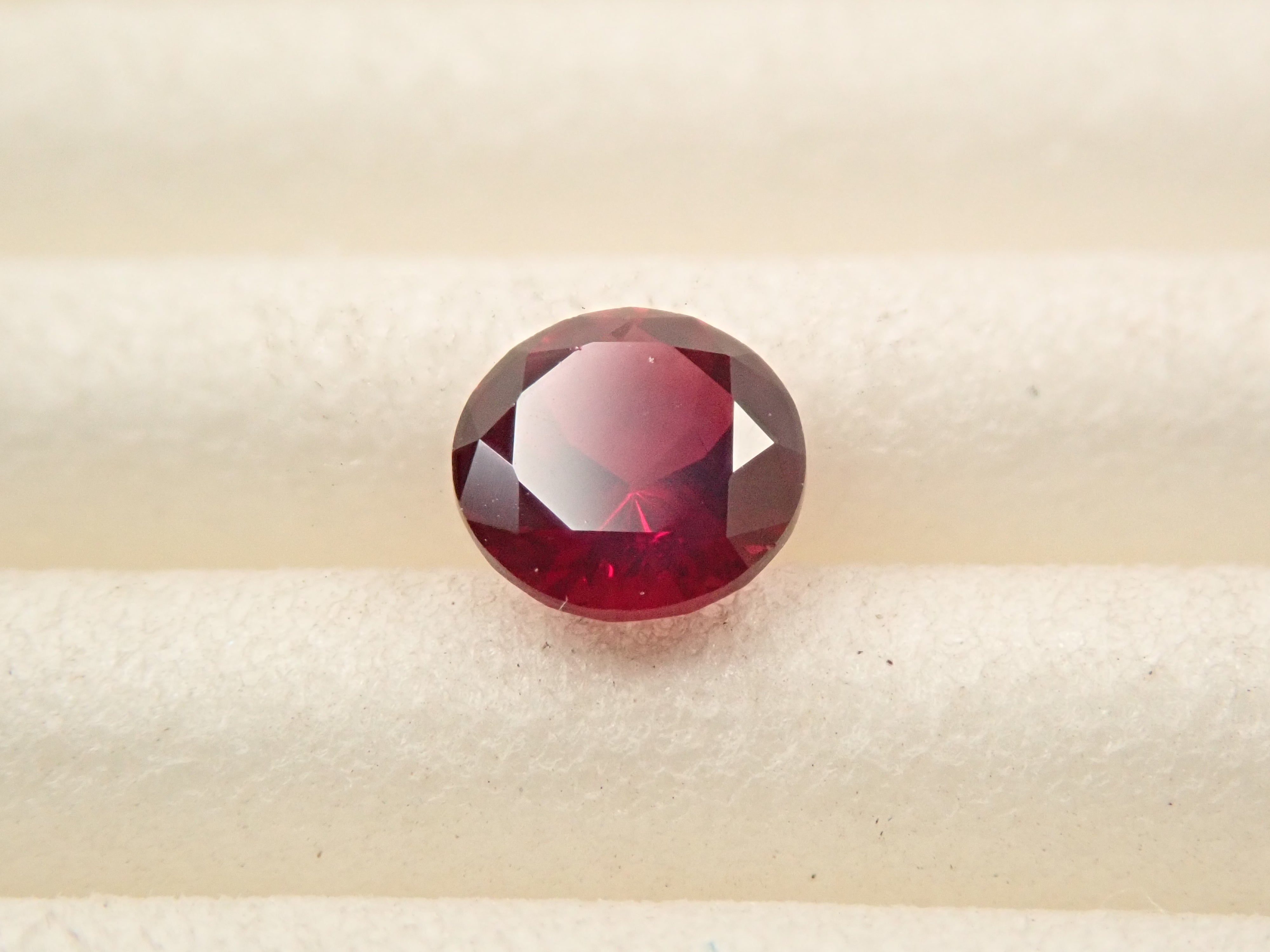 【2/16 22時販売】アメリカ産アントヒルガーネット 4.0mm/0.269ctルース