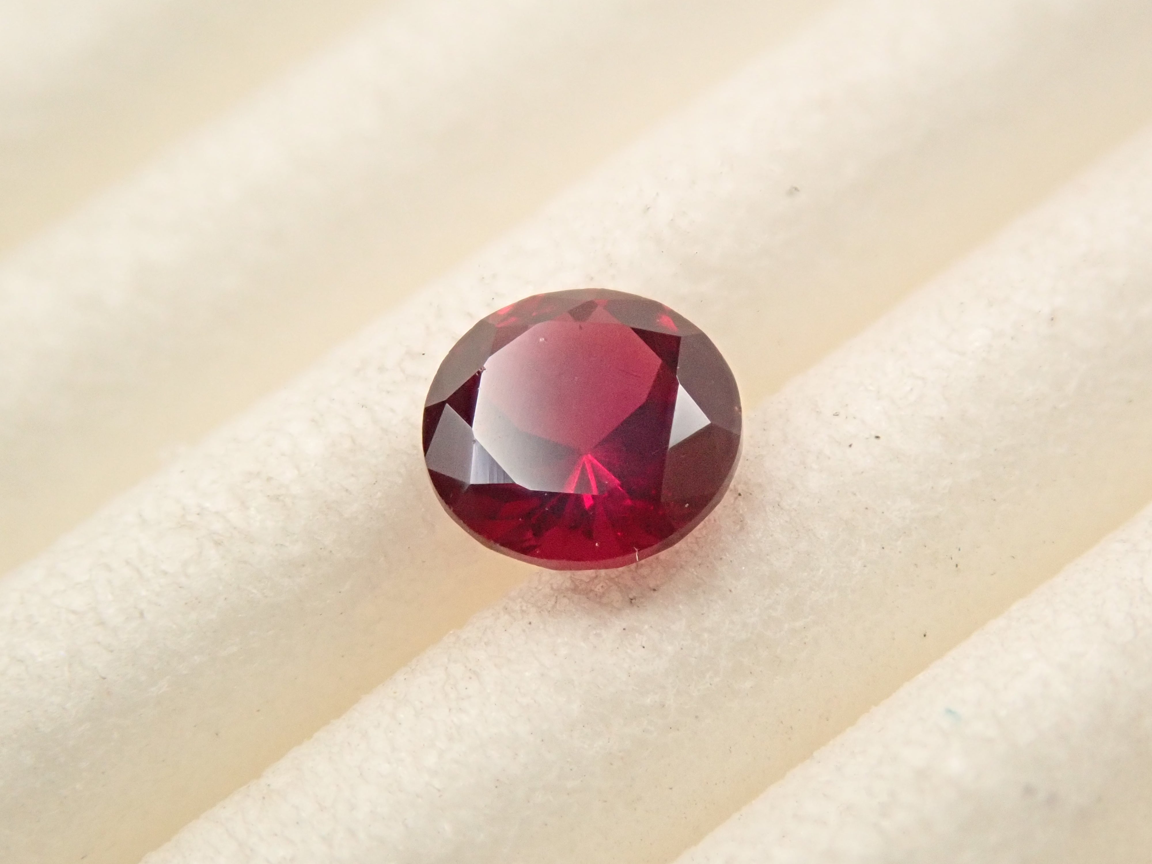 【2/16 22時販売】アメリカ産アントヒルガーネット 4.0mm/0.269ctルース