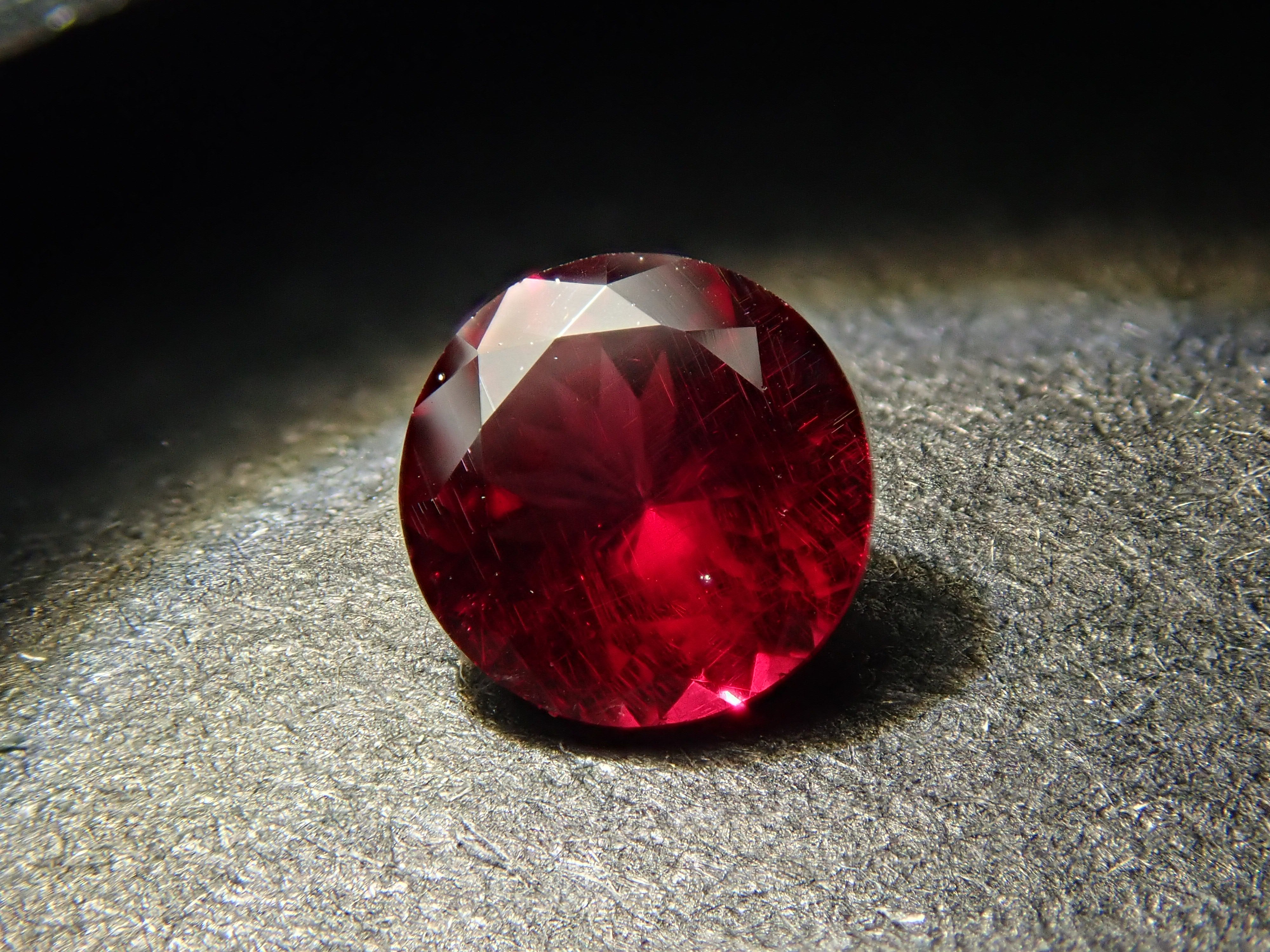 【2/16 22時販売】アメリカ産アントヒルガーネット 4.0mm/0.269ctルース