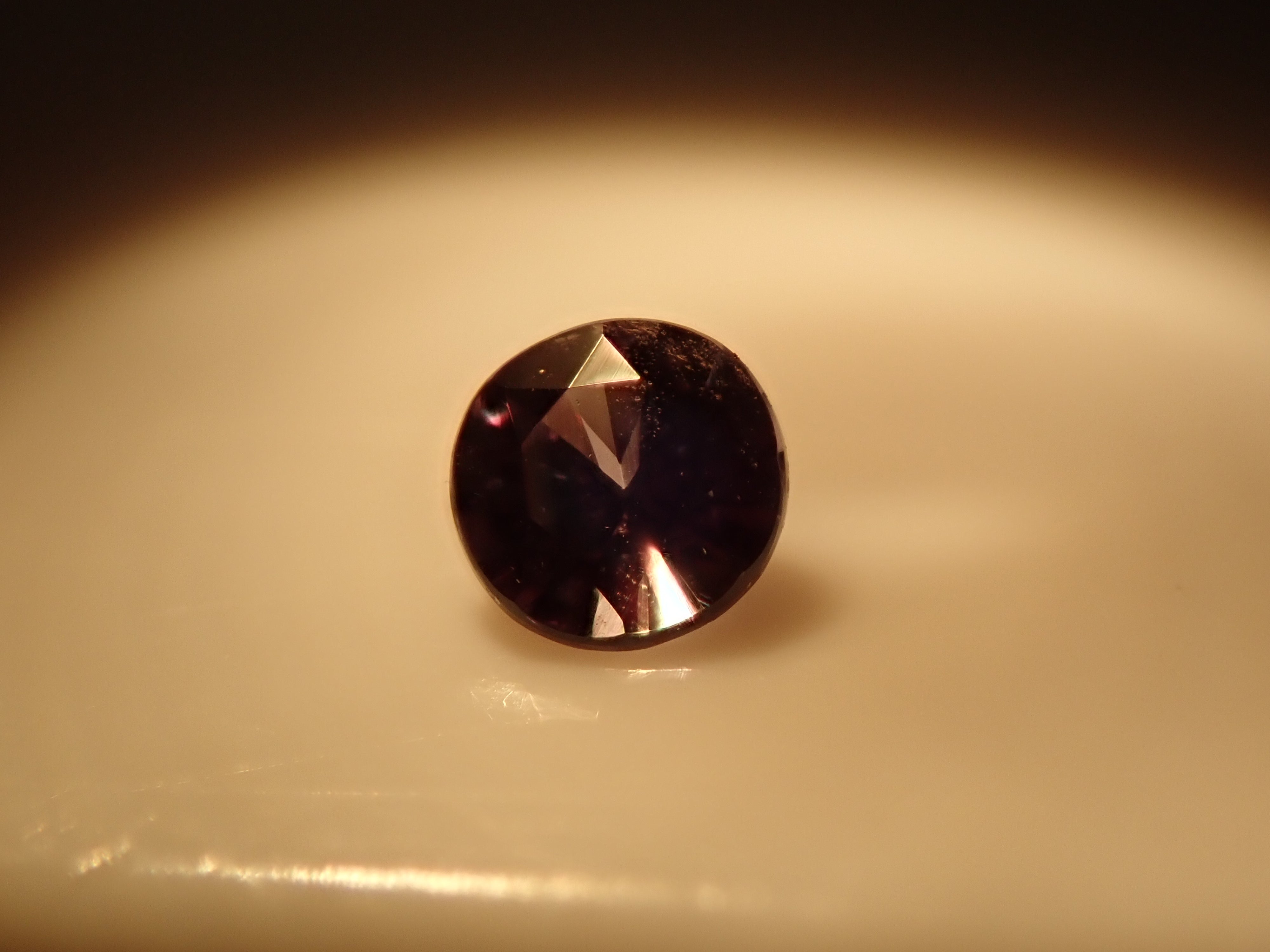 【2/1 22時販売】ロシア産アレキサンドライト 2.4mm/0.061ctルース