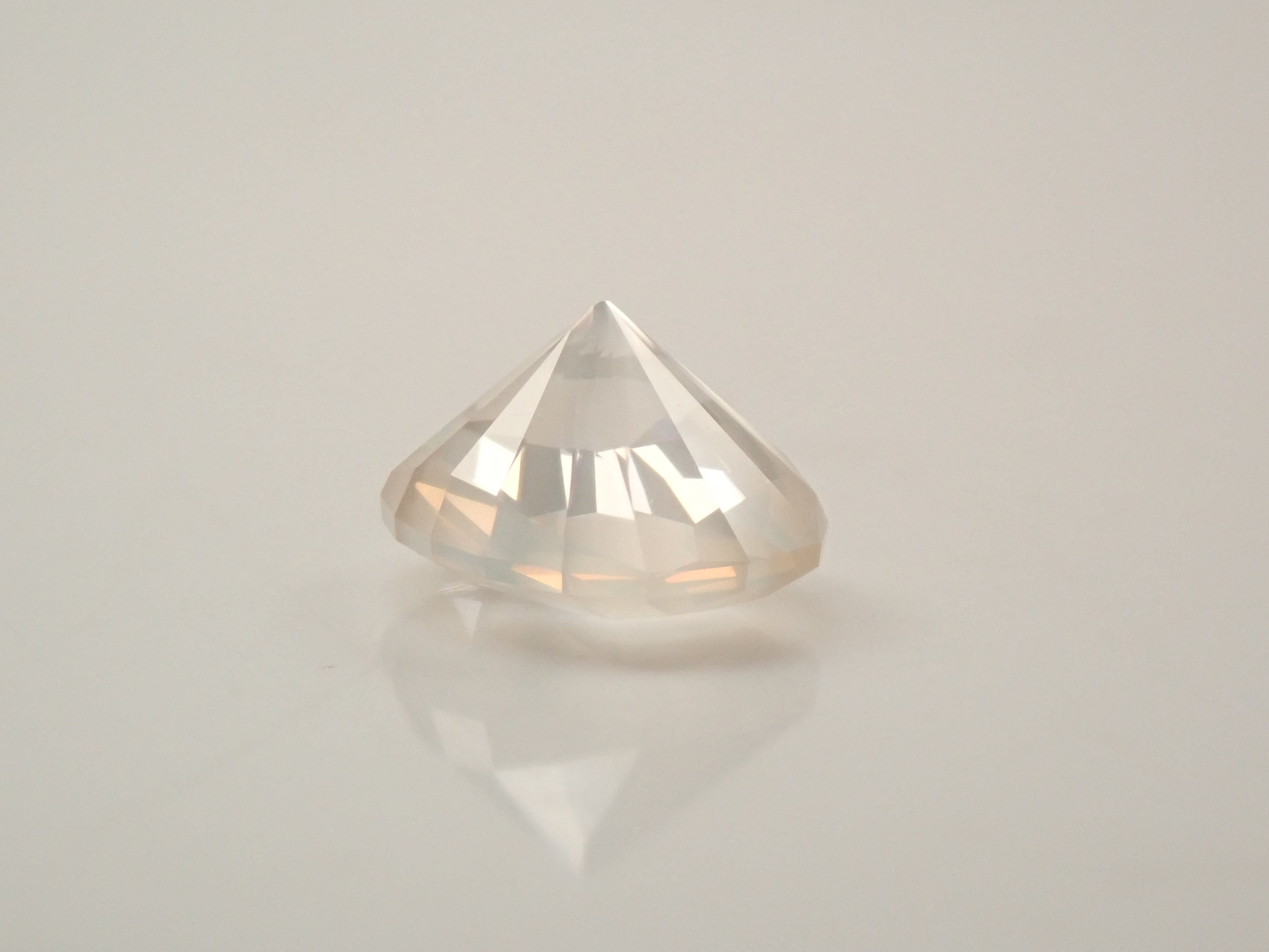 【2月1日晚間10點開賣】斯里蘭卡月光石 1.578克拉 散裝