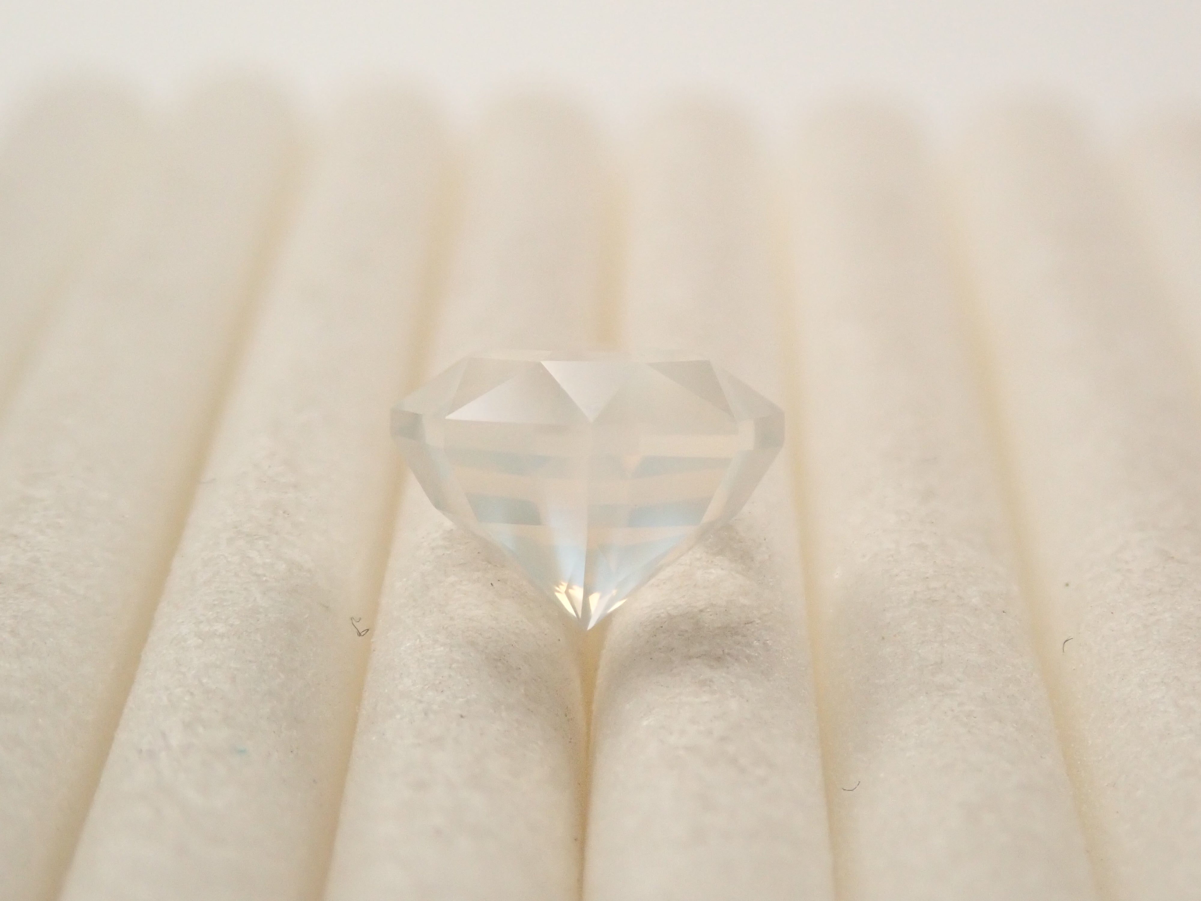 【2月1日晚間10點開賣】斯里蘭卡月光石 1.487克拉 散裝