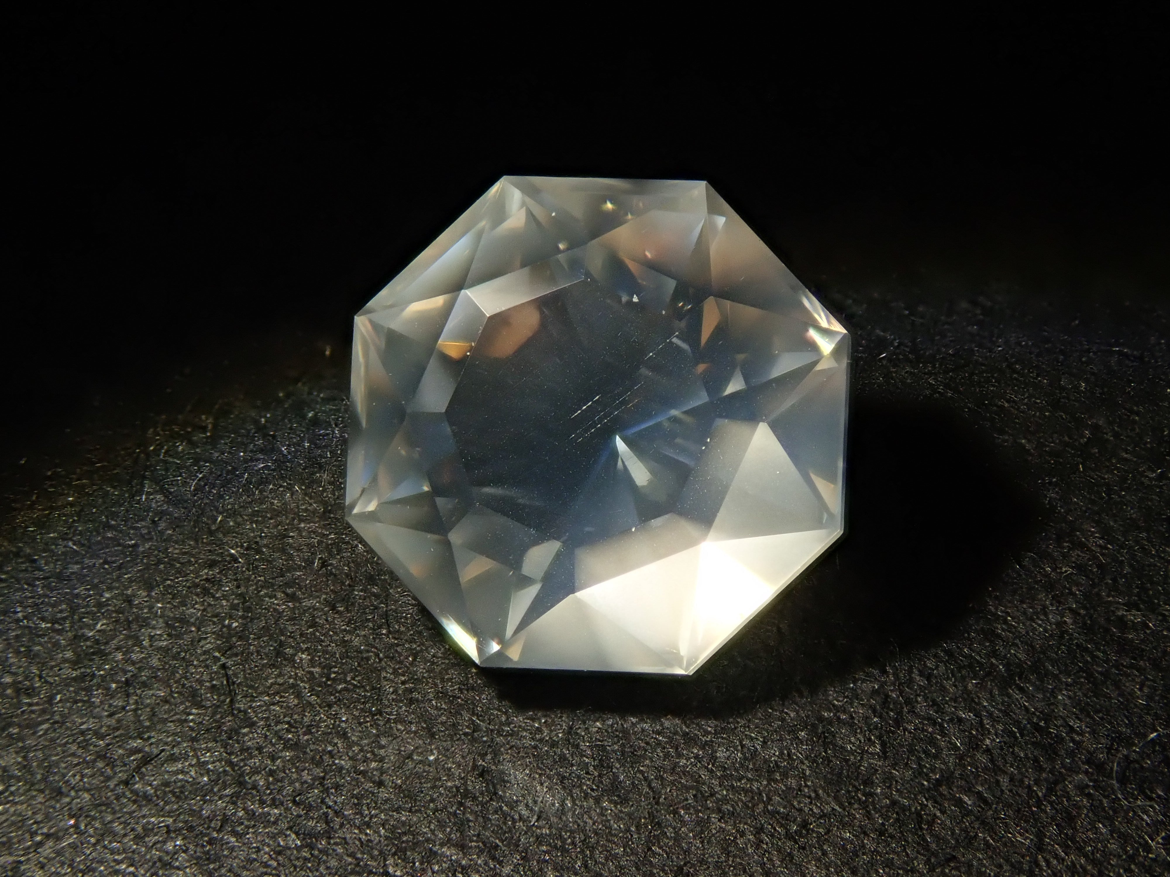 【2月1日晚間10點開賣】斯里蘭卡月光石 1.487克拉 散裝