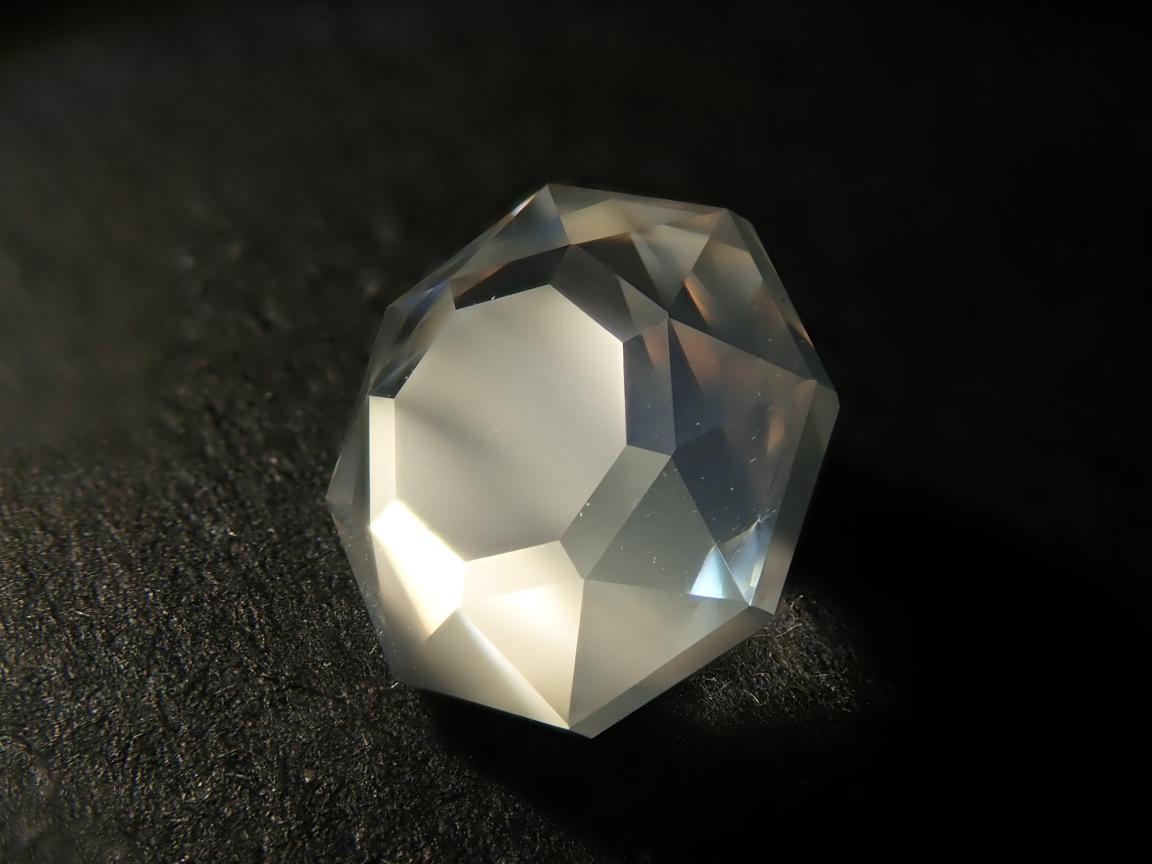 【2月1日晚間10點開賣】斯里蘭卡月光石 1.487克拉 散裝