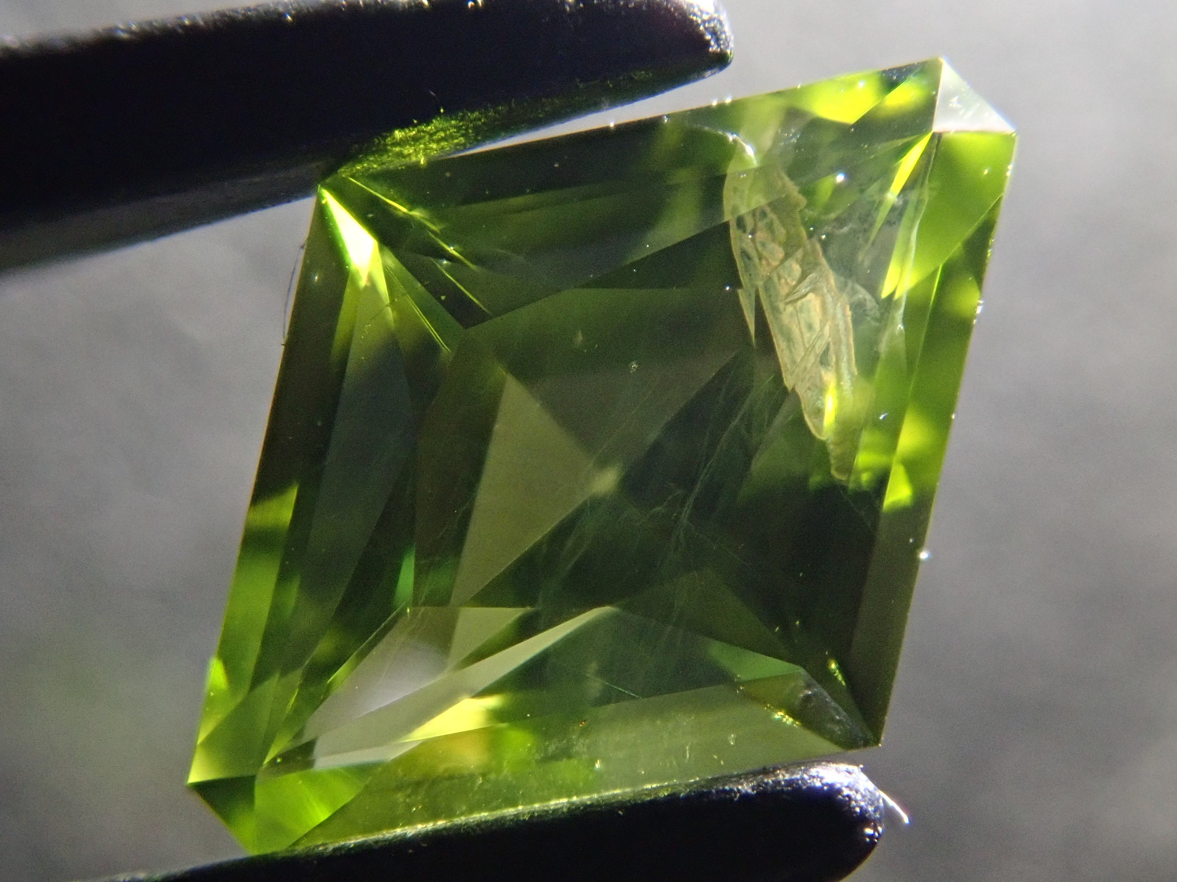 American Peridot 0.770ct Loose Stone