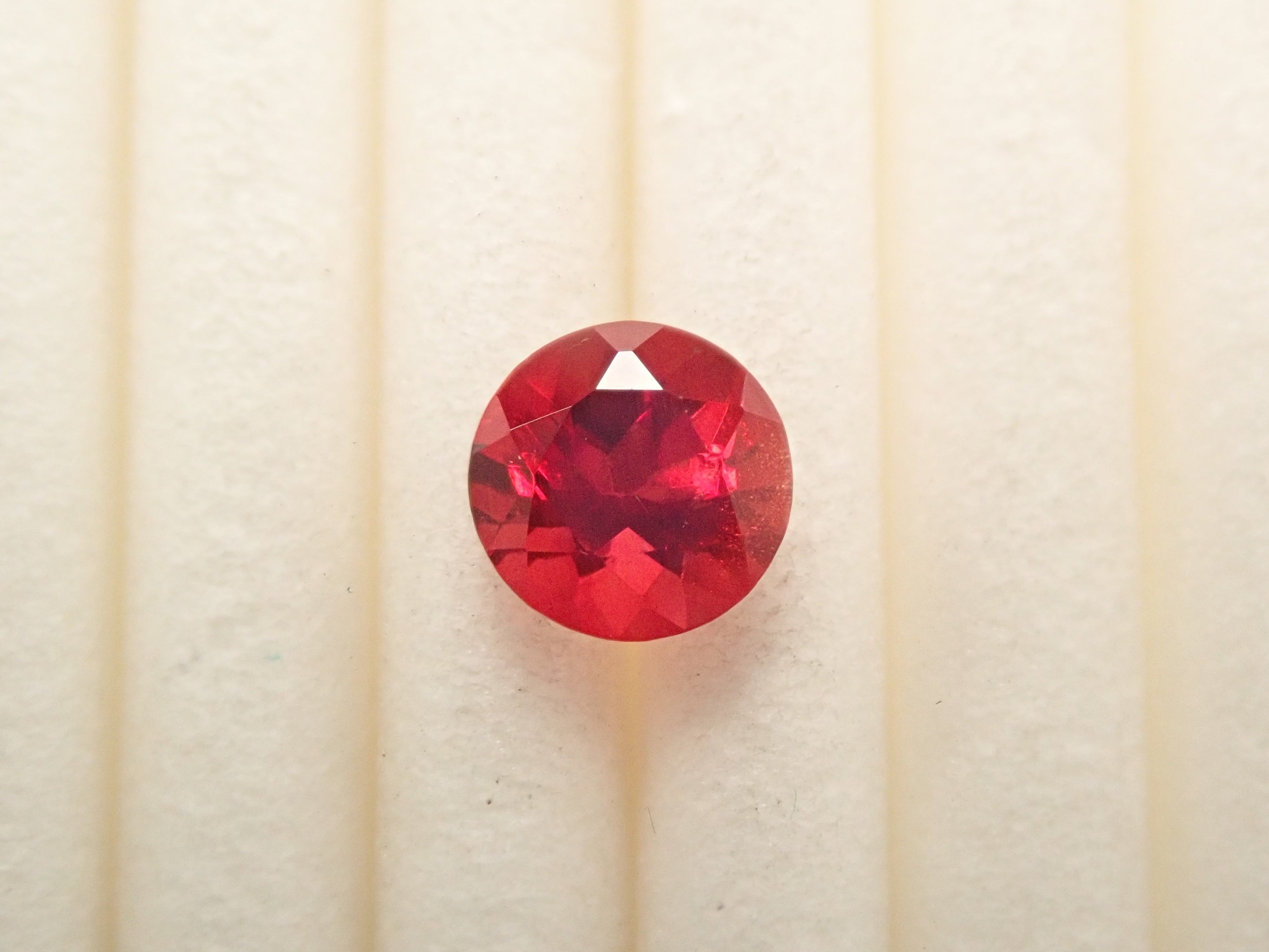 【3/11 22時販売】アメリカ産オレゴンサンストーン 5.0mm/0.520ctルース