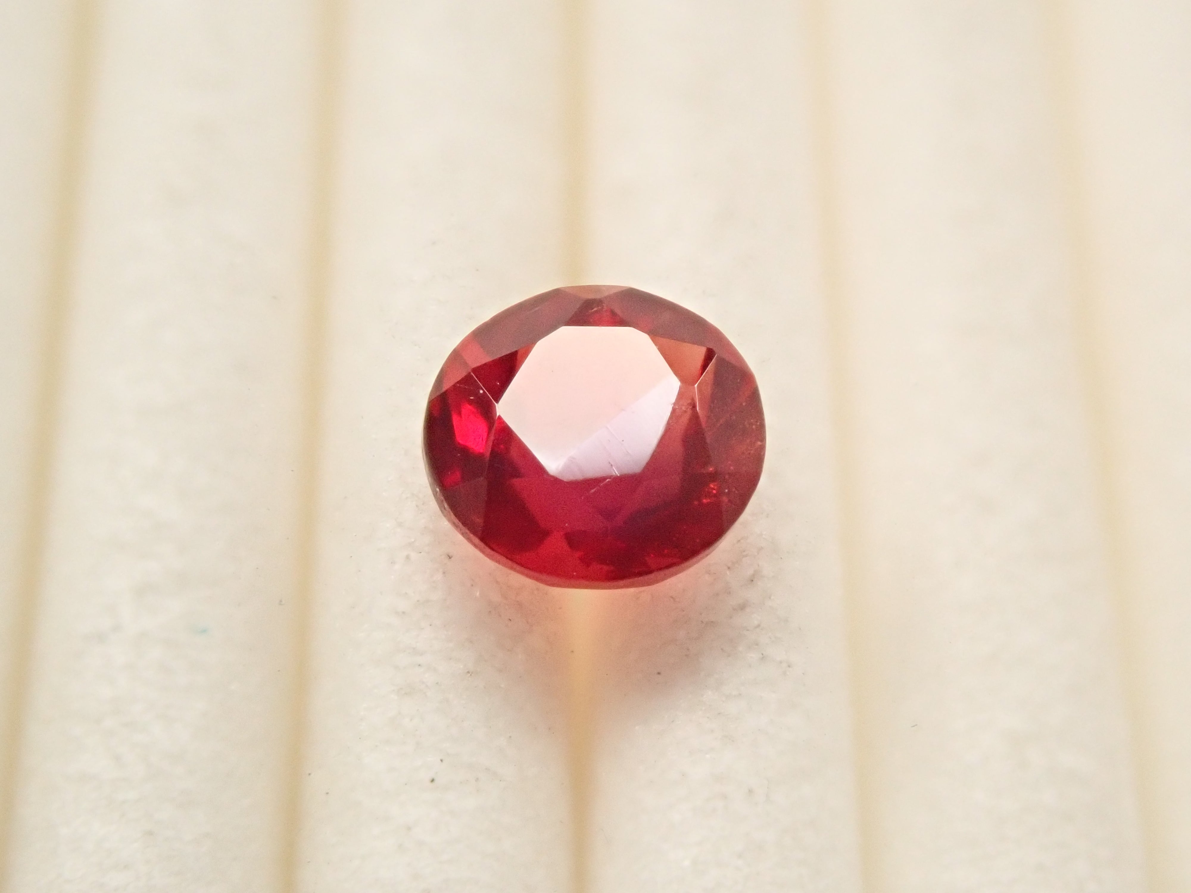 【3/11 22時販売】アメリカ産オレゴンサンストーン 5.0mm/0.520ctルース