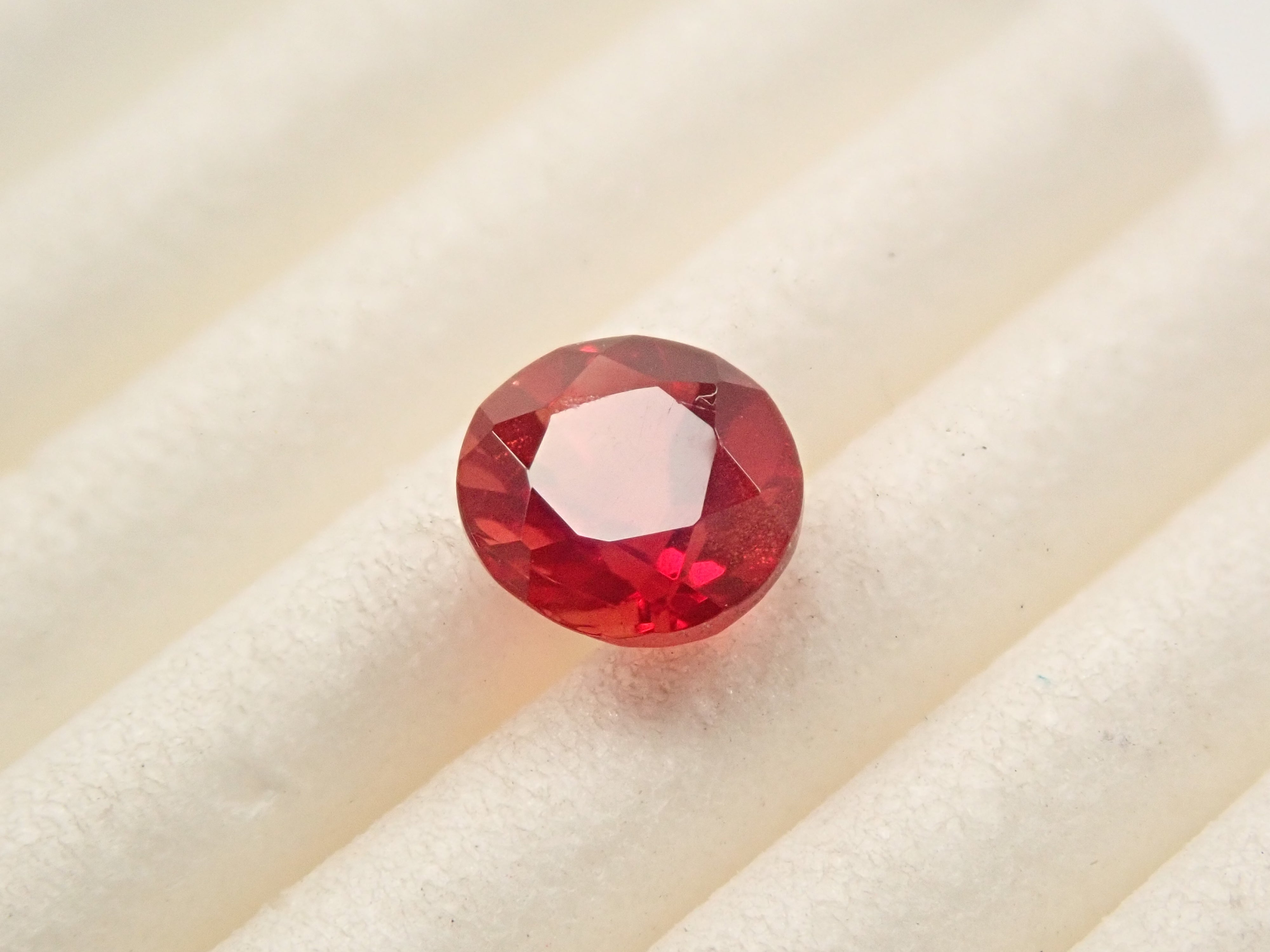 【3/11 22時販売】アメリカ産オレゴンサンストーン 5.0mm/0.520ctルース