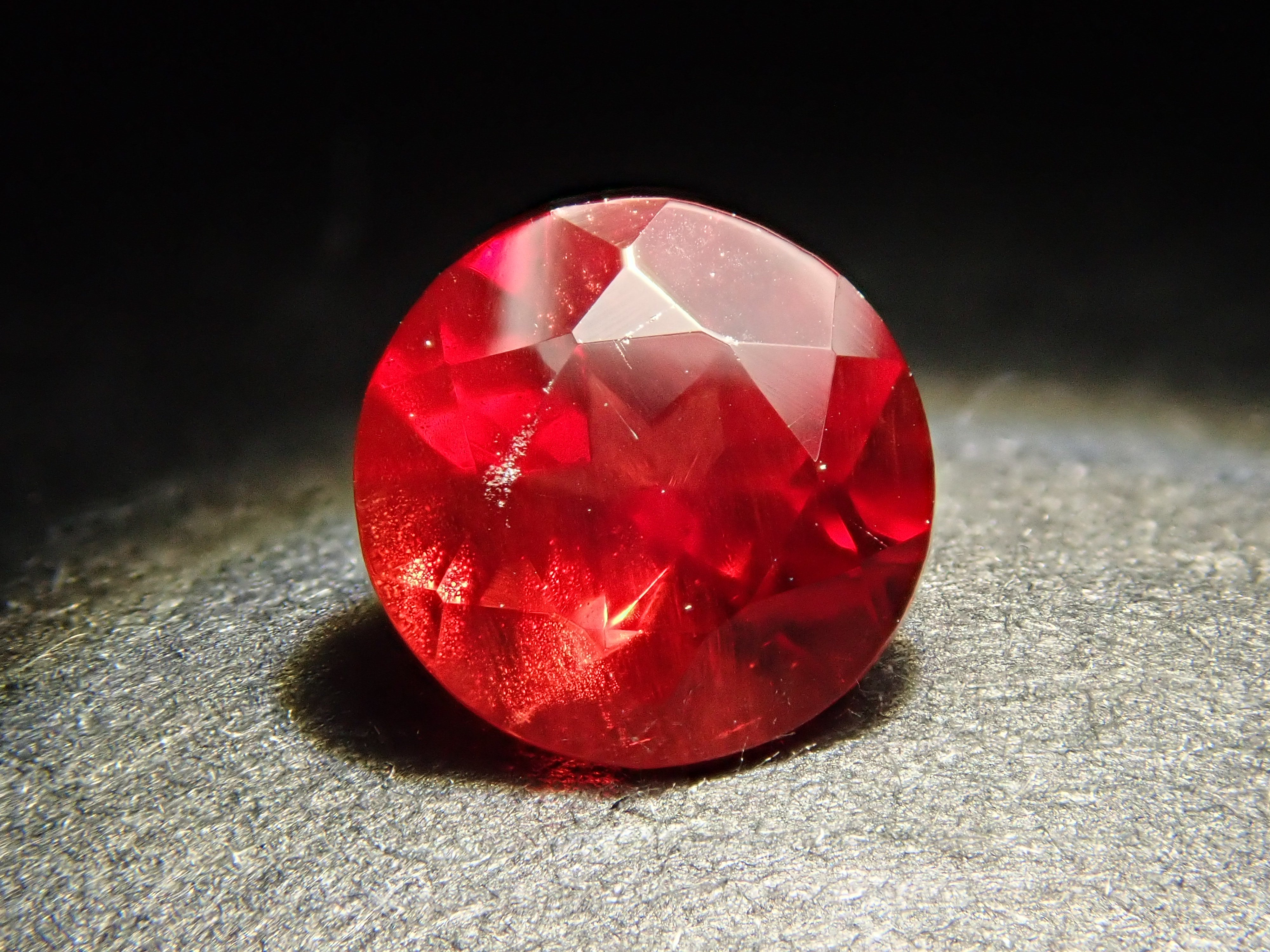 【3/11 22時販売】アメリカ産オレゴンサンストーン 5.0mm/0.520ctルース