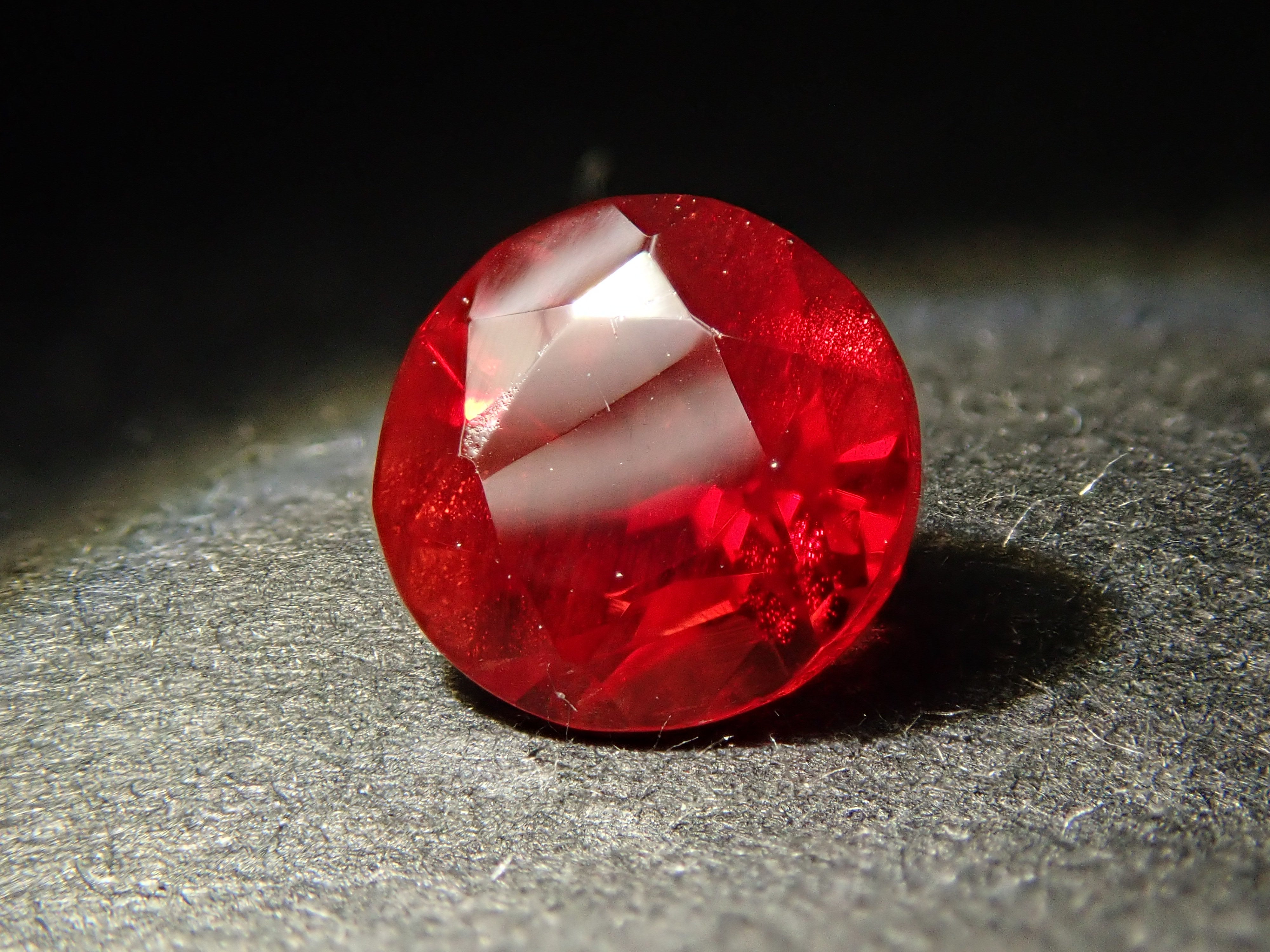 【3/11 22時販売】アメリカ産オレゴンサンストーン 5.0mm/0.520ctルース