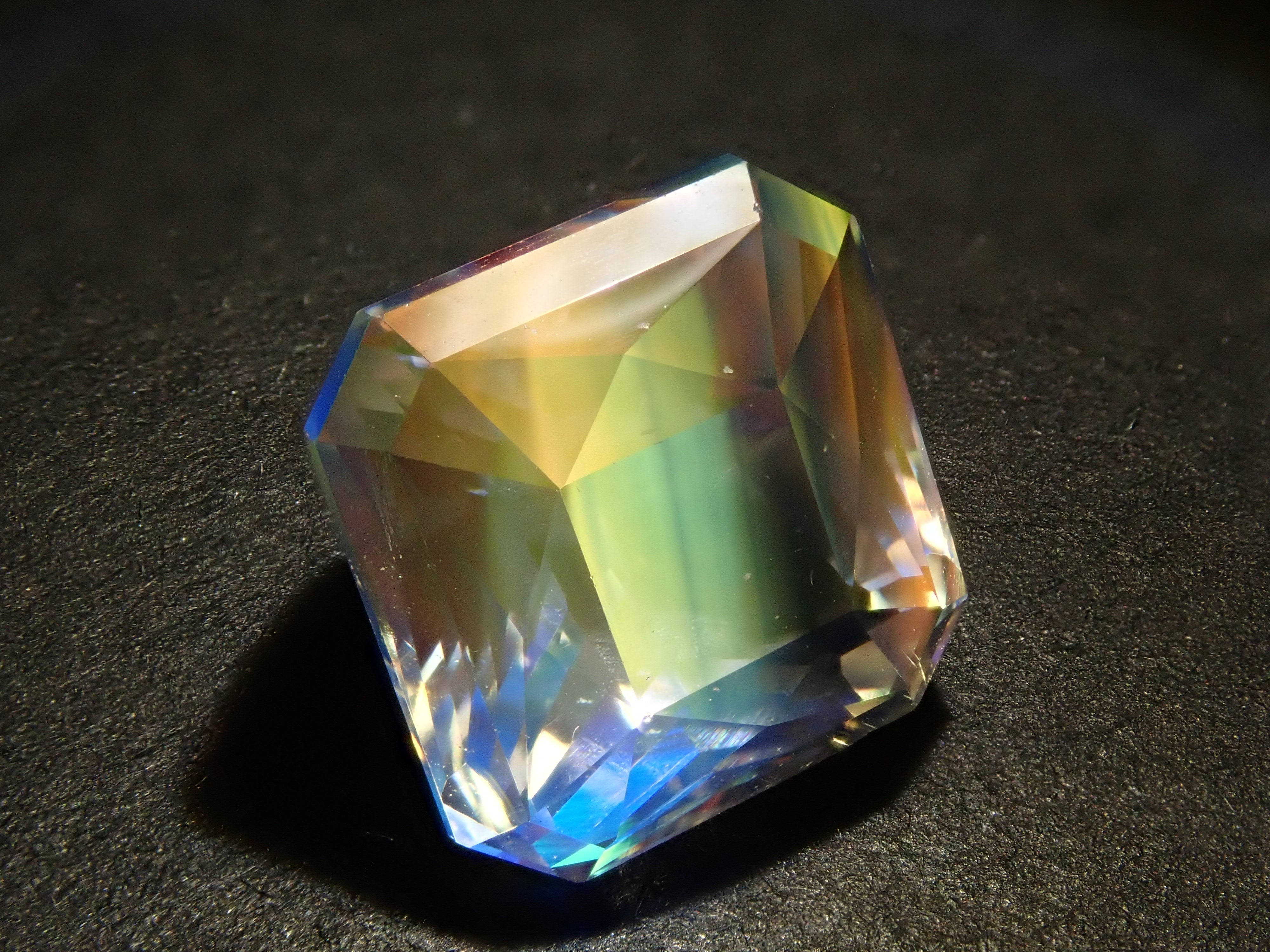 Madagascar Andesine Labradorite (commonly known as Rainbow Moonstone) 4.894ct Loose Stone