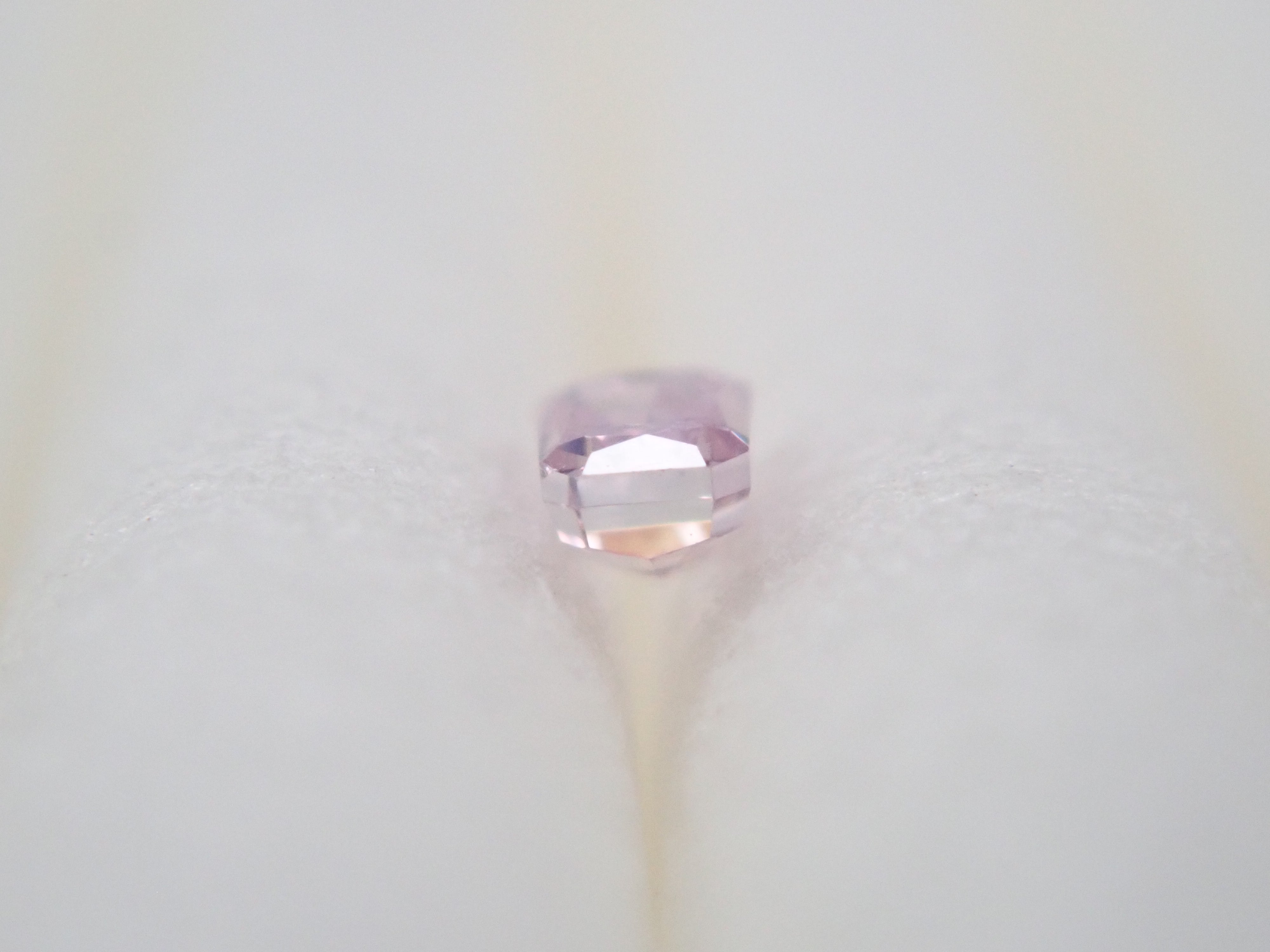 ピンクダイヤモンド 0.03ルース(FANCY PURPLE PINK, SI2)