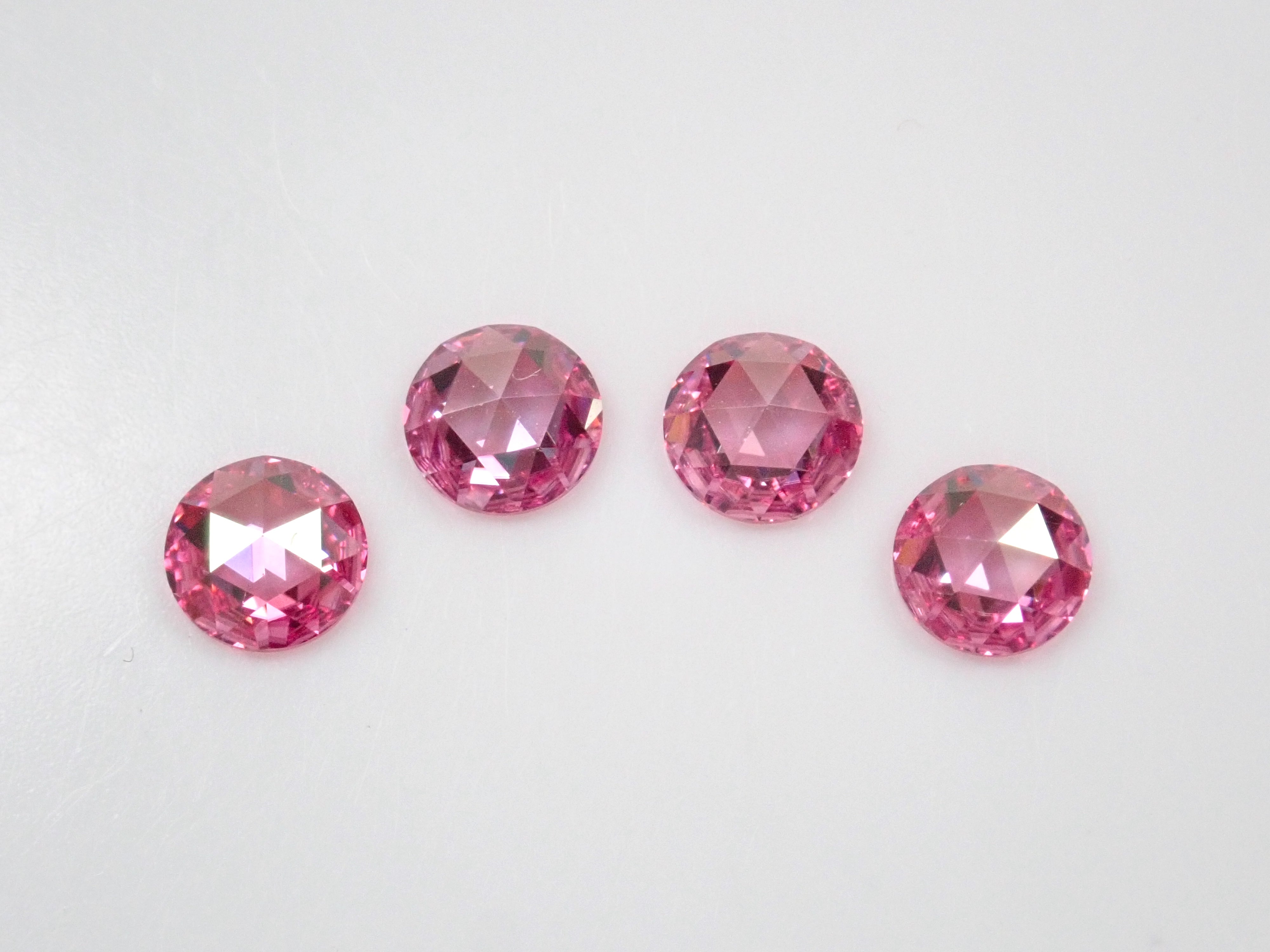 【限量4石】合成莫桑石1石散裝(玫瑰切工,5.0mm)【多買可優惠】
