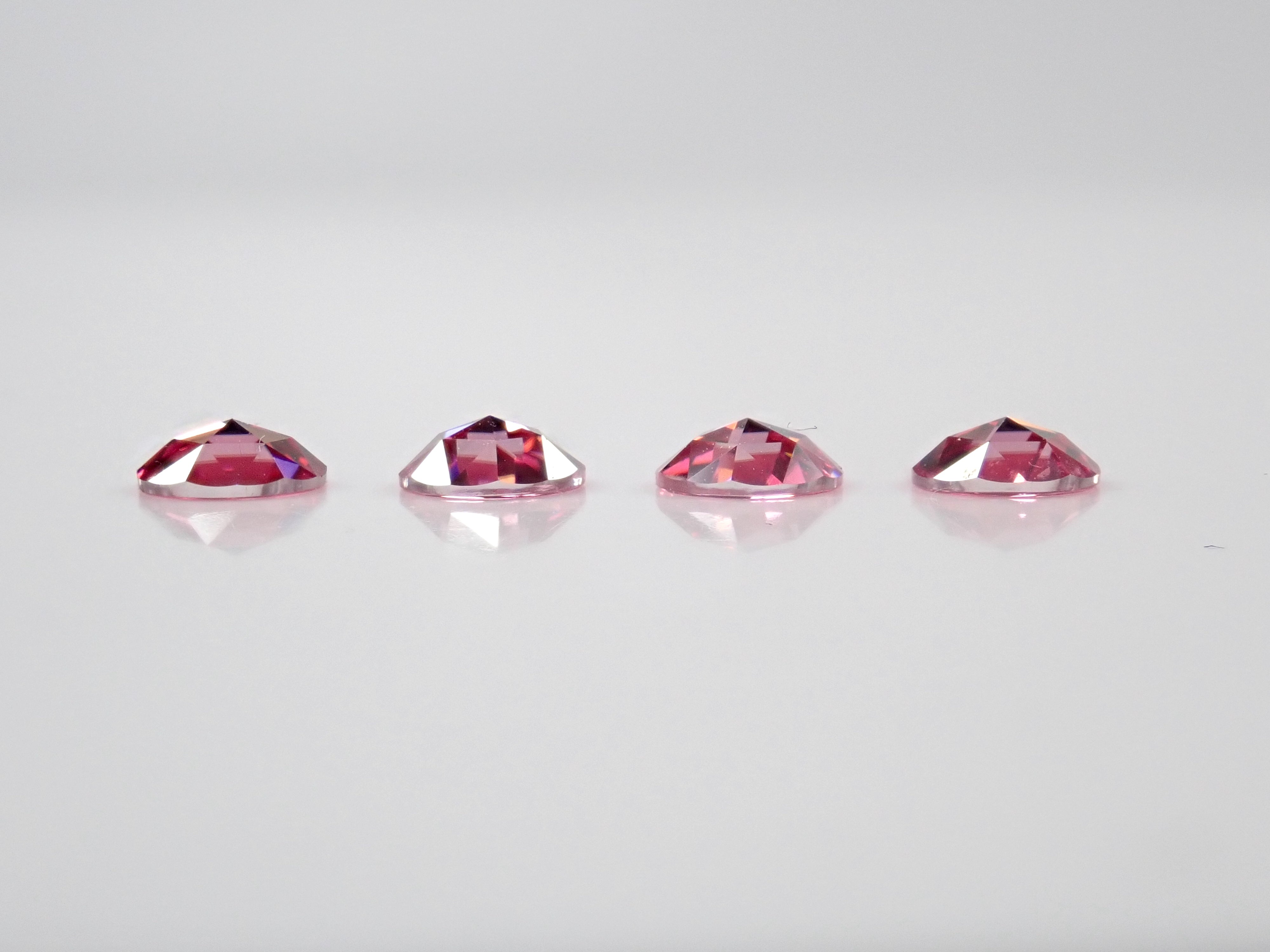 【限量4石】合成莫桑石1石散裝(玫瑰切工,5.0mm)【多買可優惠】