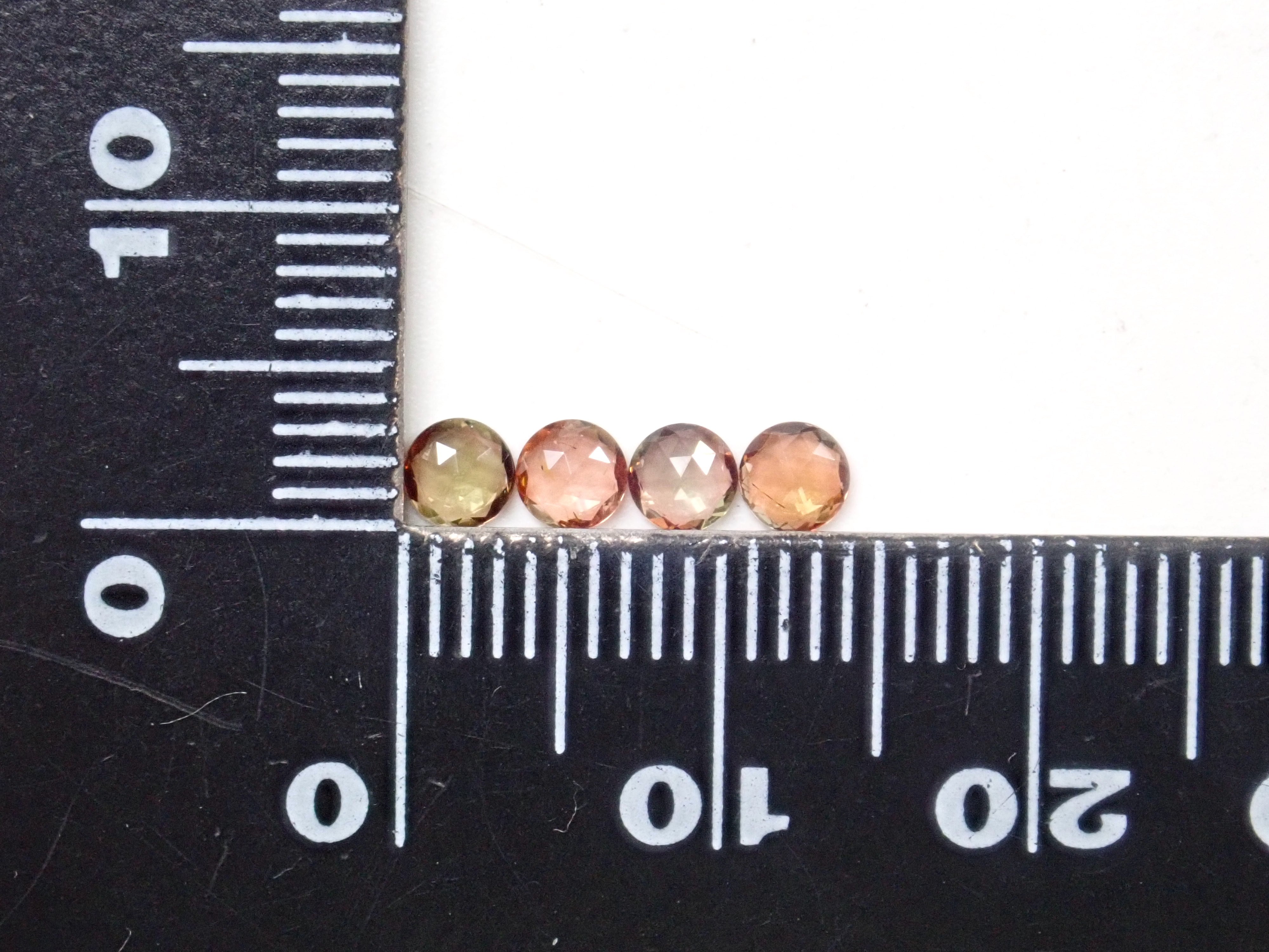 《限定7石》【KEN氏】スペイン産アンダリュサイト1石ルース(ローズカット,3.5mm)《複数購入割引》【安部祐一朗さん作品モチーフ】