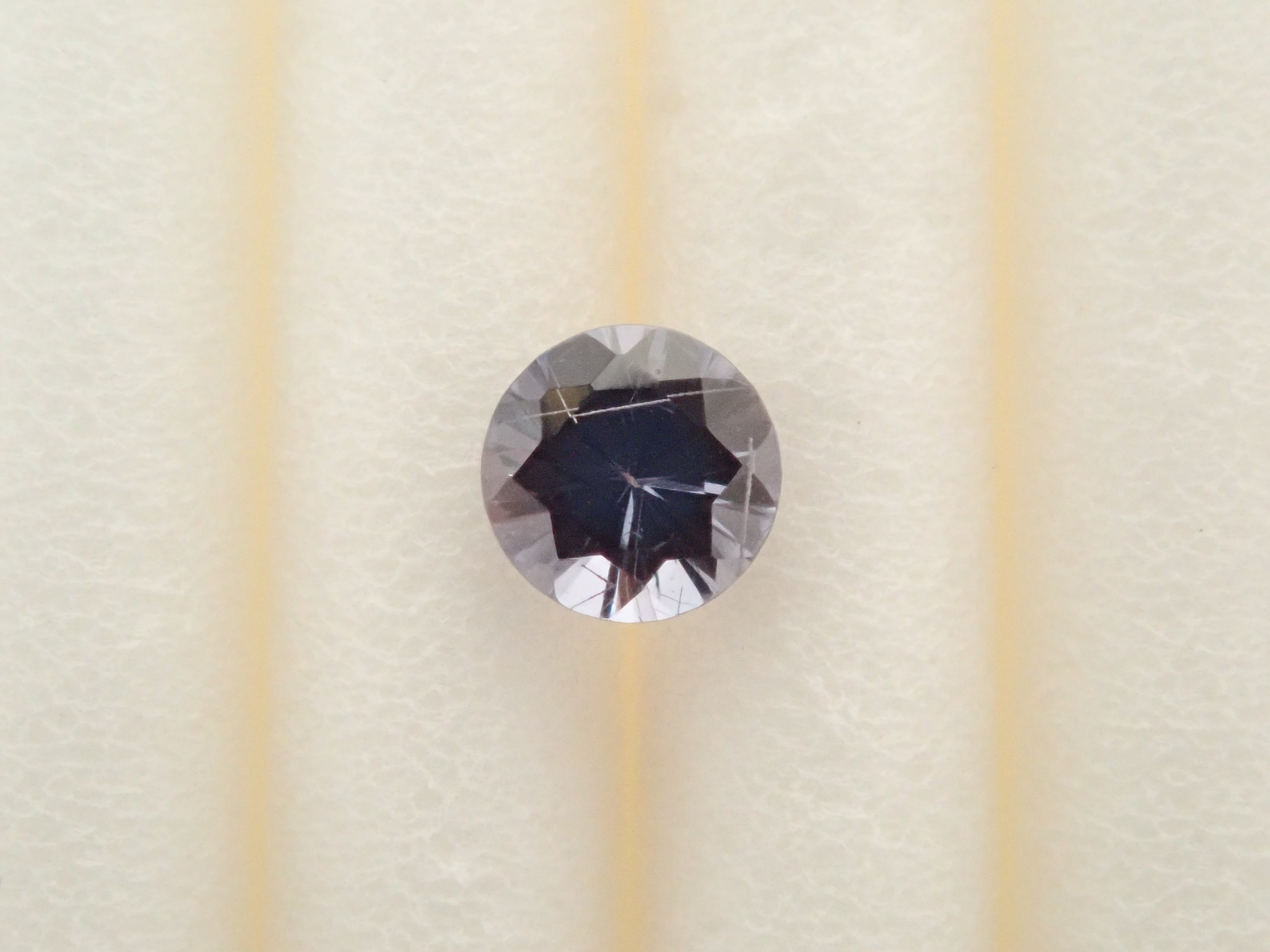 馬達加斯加產貝基里藍石榴石(變色石榴石),0.183克拉散裝