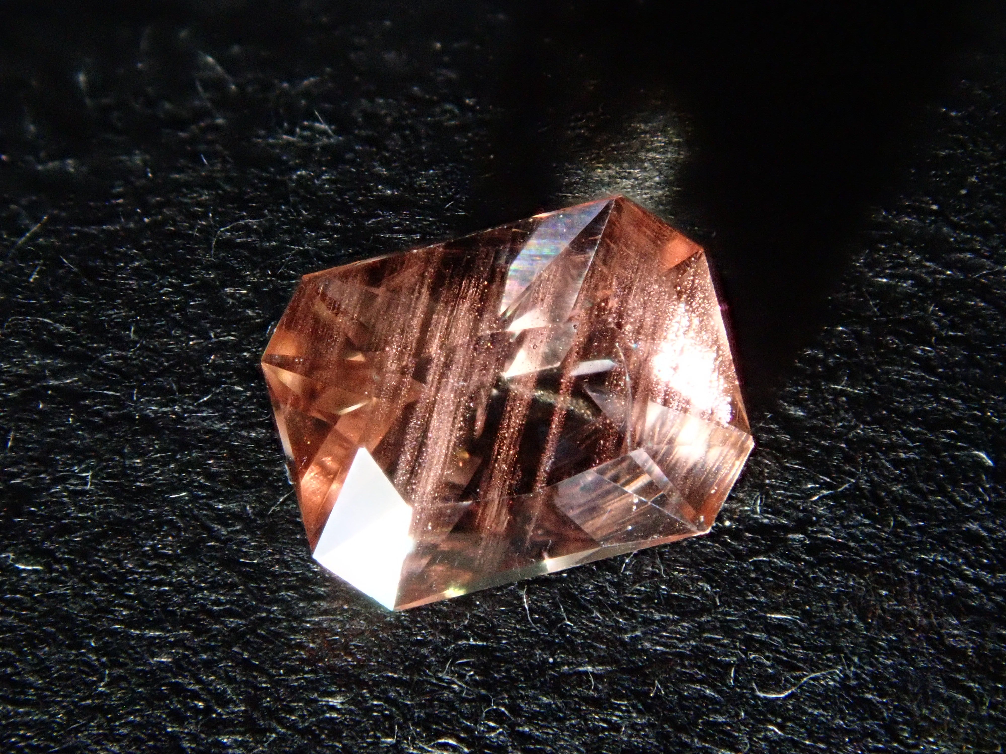 【2/17 22時販売】アメリカ産オレゴンサンストーン 0.318ctルース