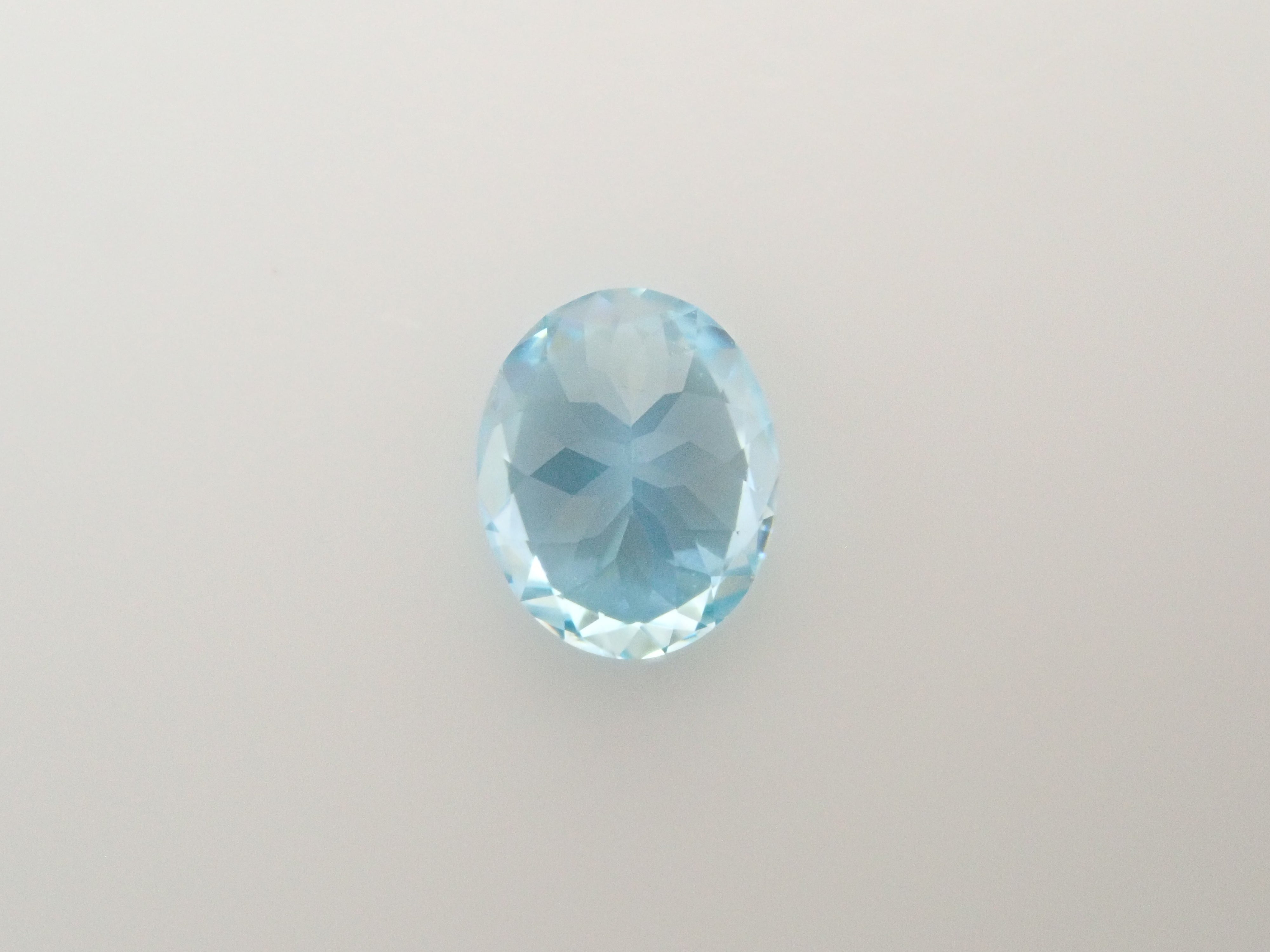 【2月18日晚間10點開售】柬埔寨藍鋯石 0.440克拉 散裝