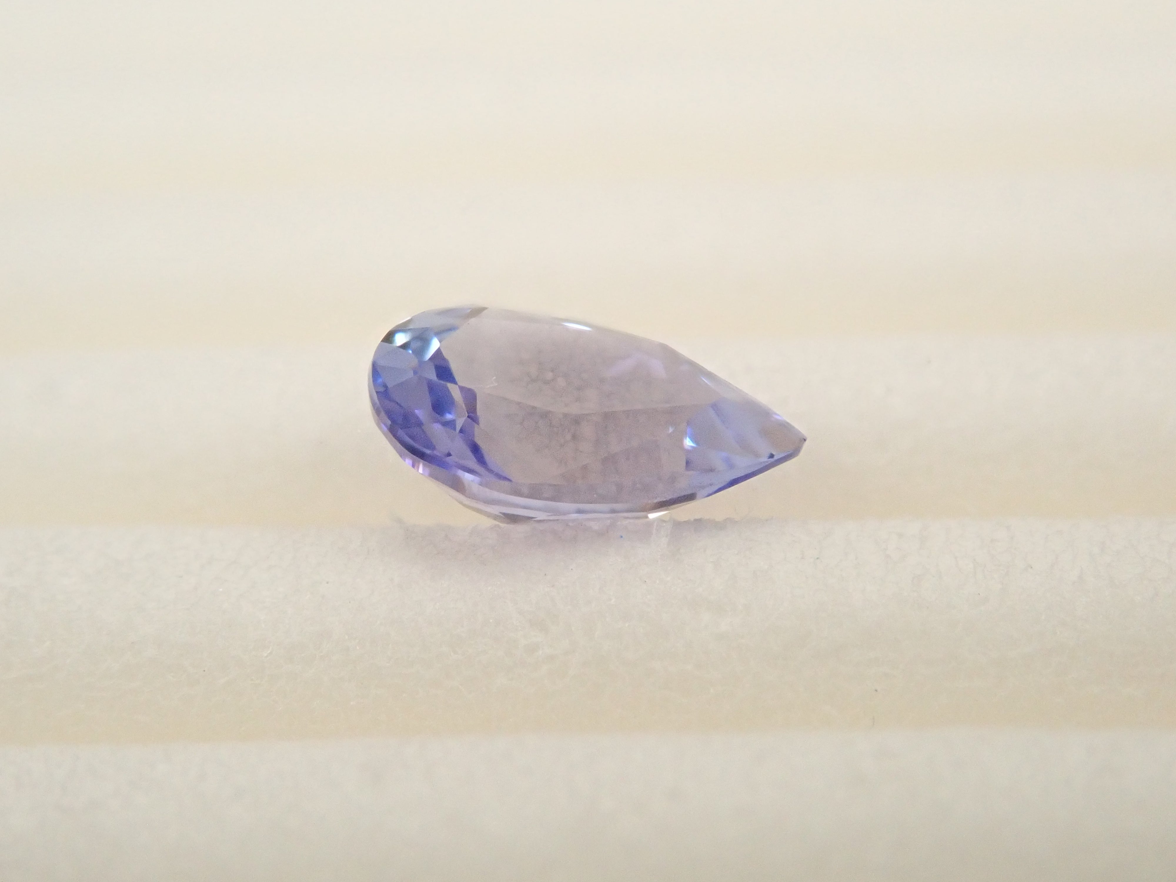 【2/8 22時販売】タンザニア産ラベンダータンザナイト 0.391ctルース