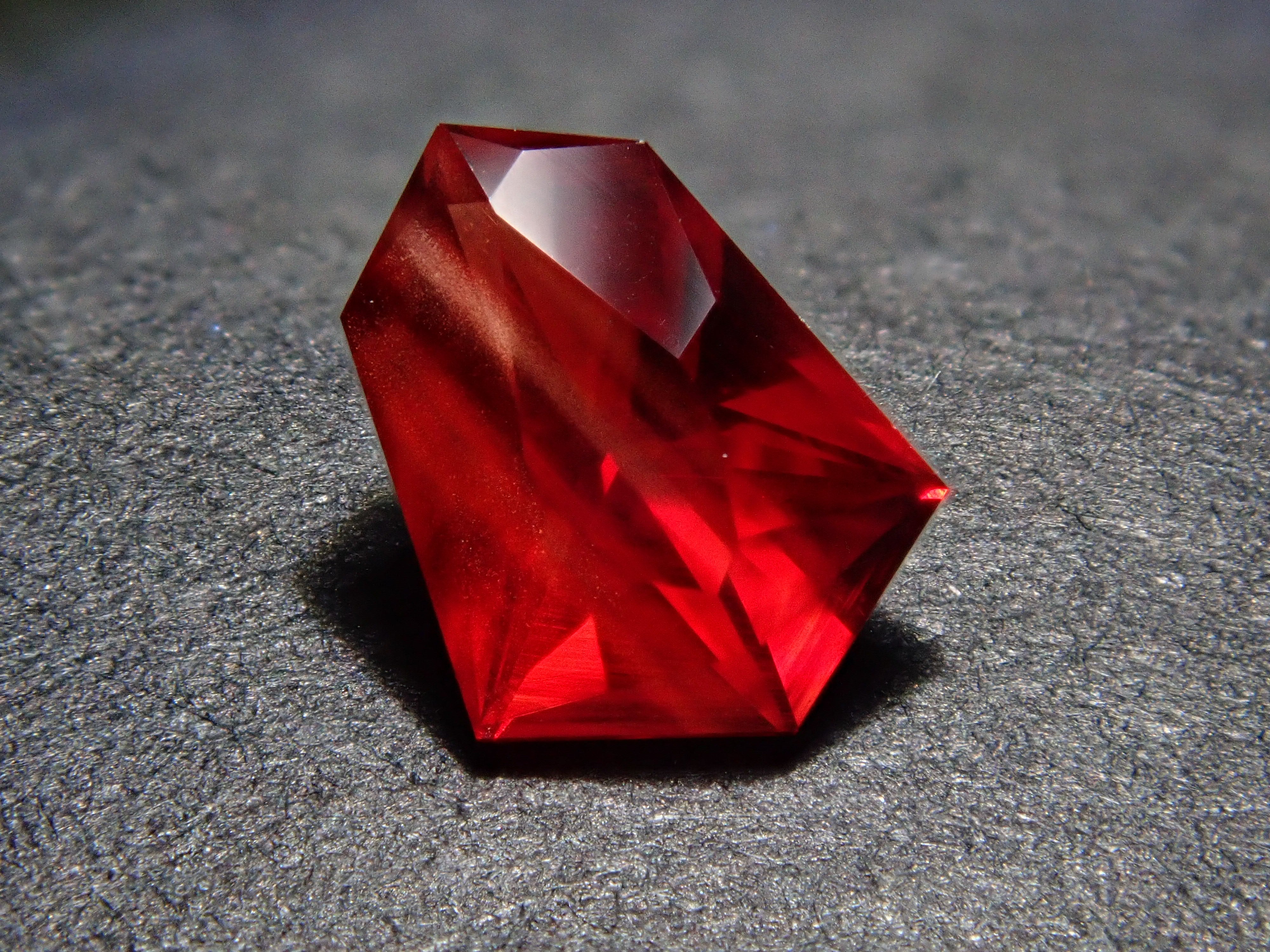 【2/7 22時販売】チベット産アンデシン 0.320ctルース