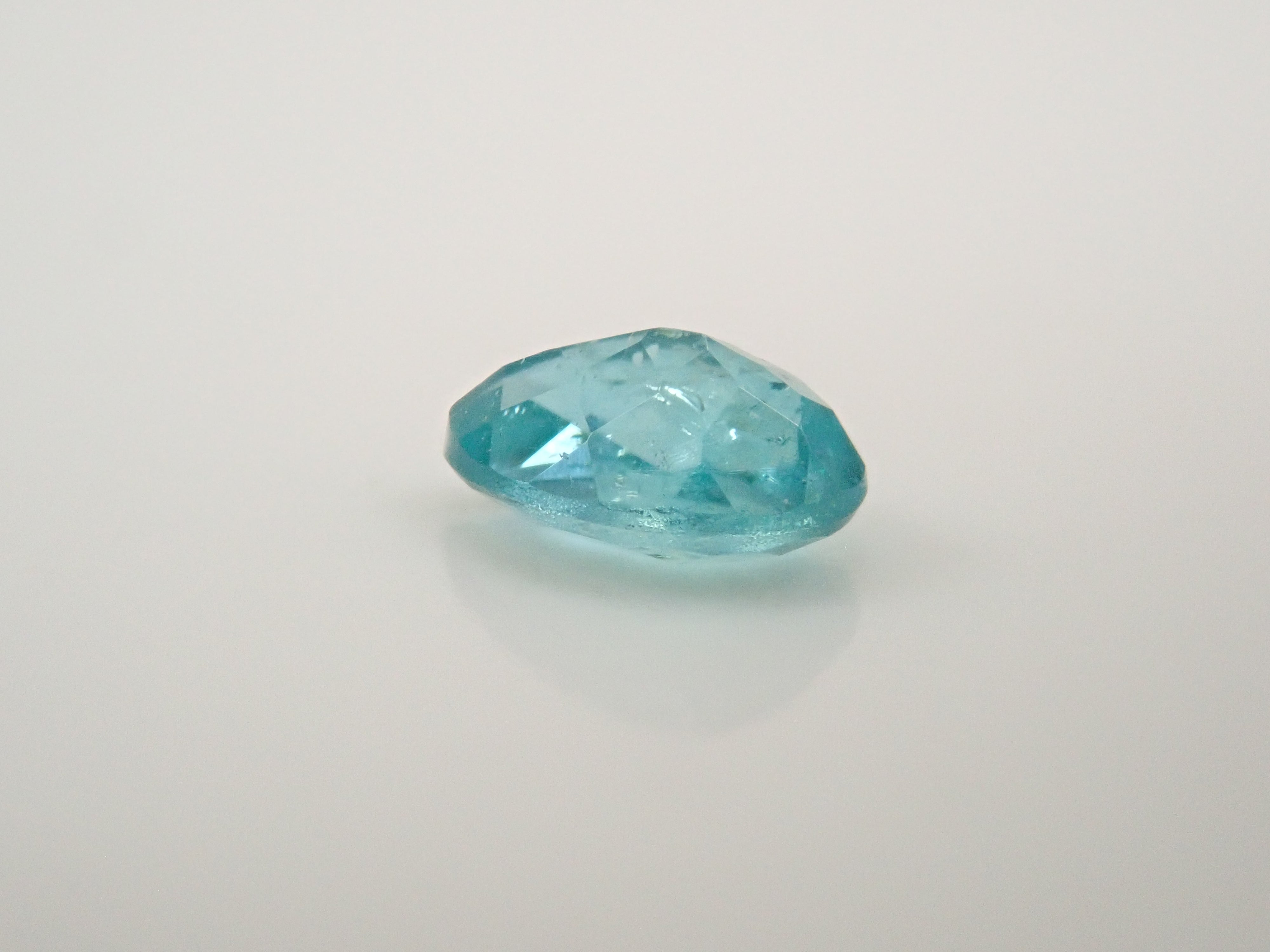 【2/8 22時販売】ブラジル産パライバトルマリン 0.162ctルース(CuO:1.0%,MnO:3.5%)