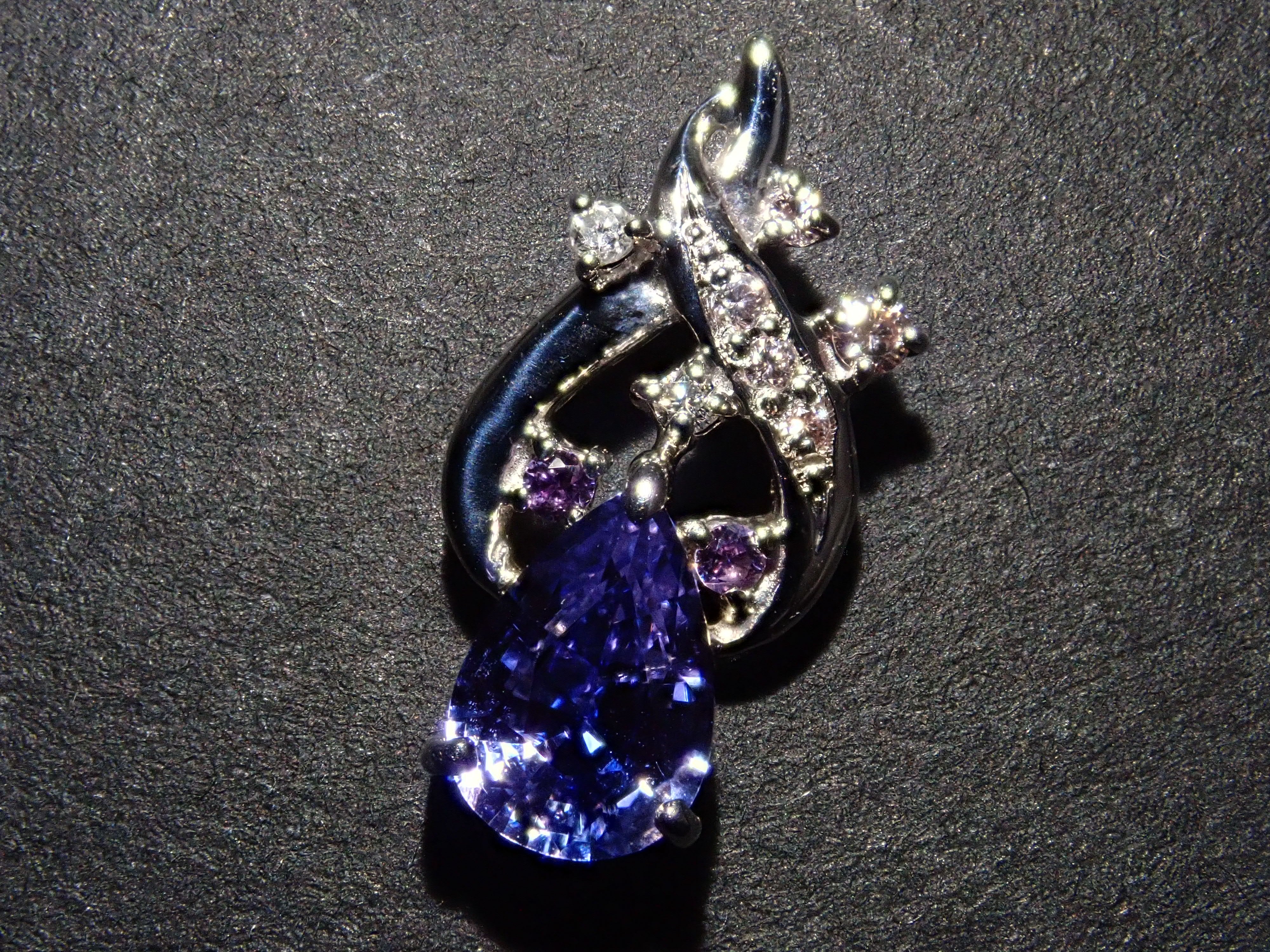 Pt950 バイカラーサファイア ペンダントトップ(ネックレストップ)