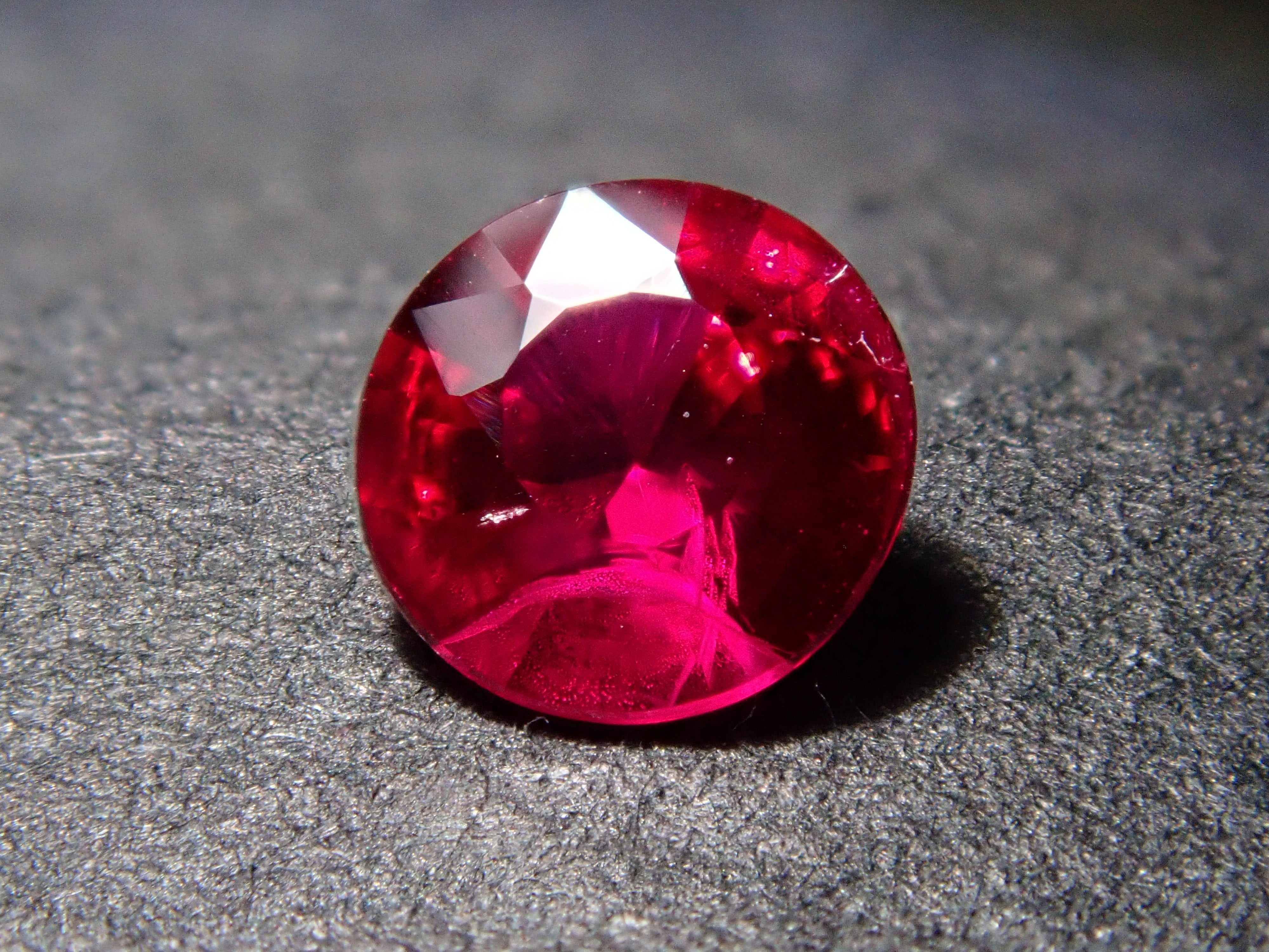 Pigeon Blood Ruby 0.230ct Loose