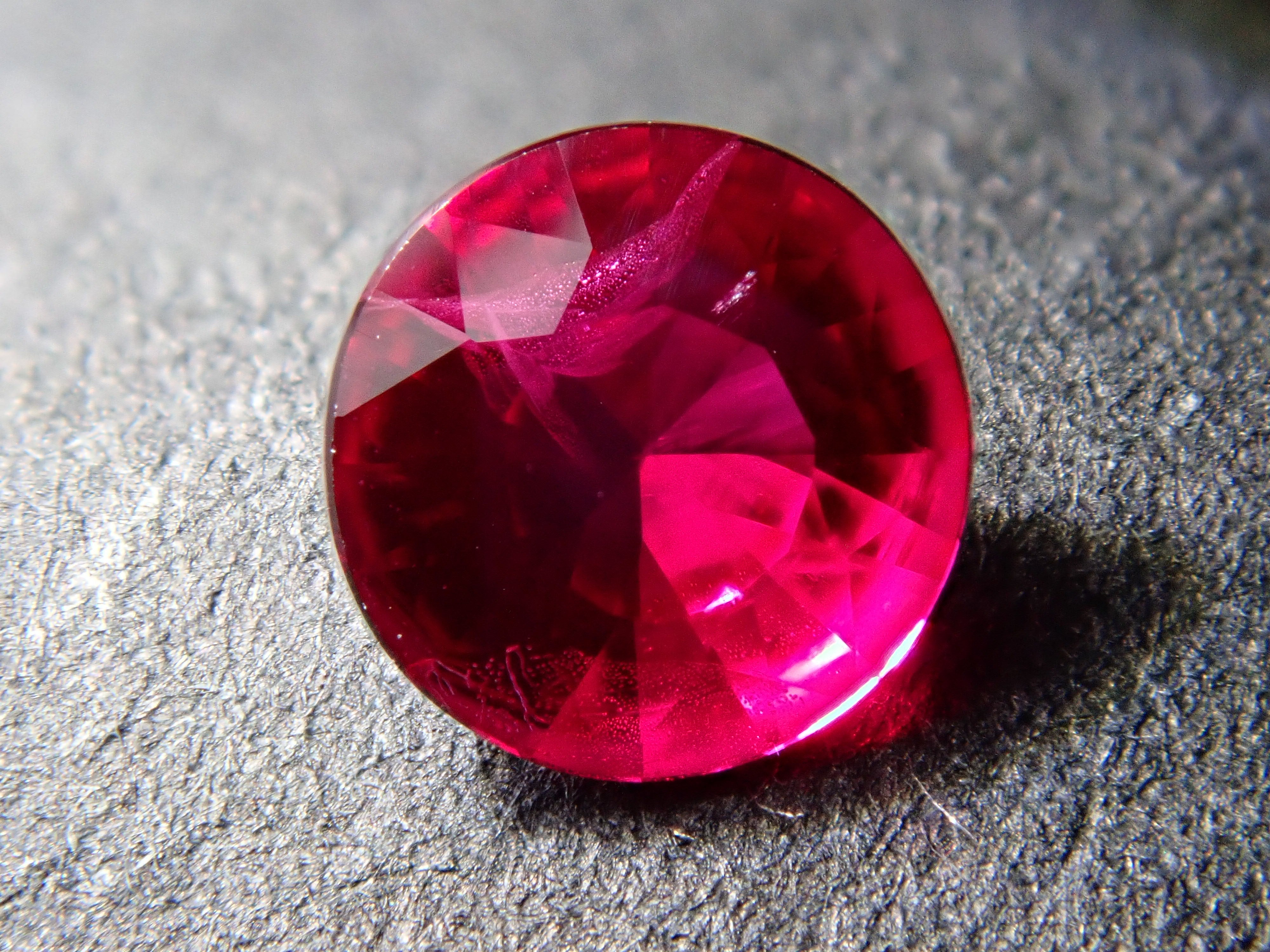 Pigeon Blood Ruby 0.230ct Loose