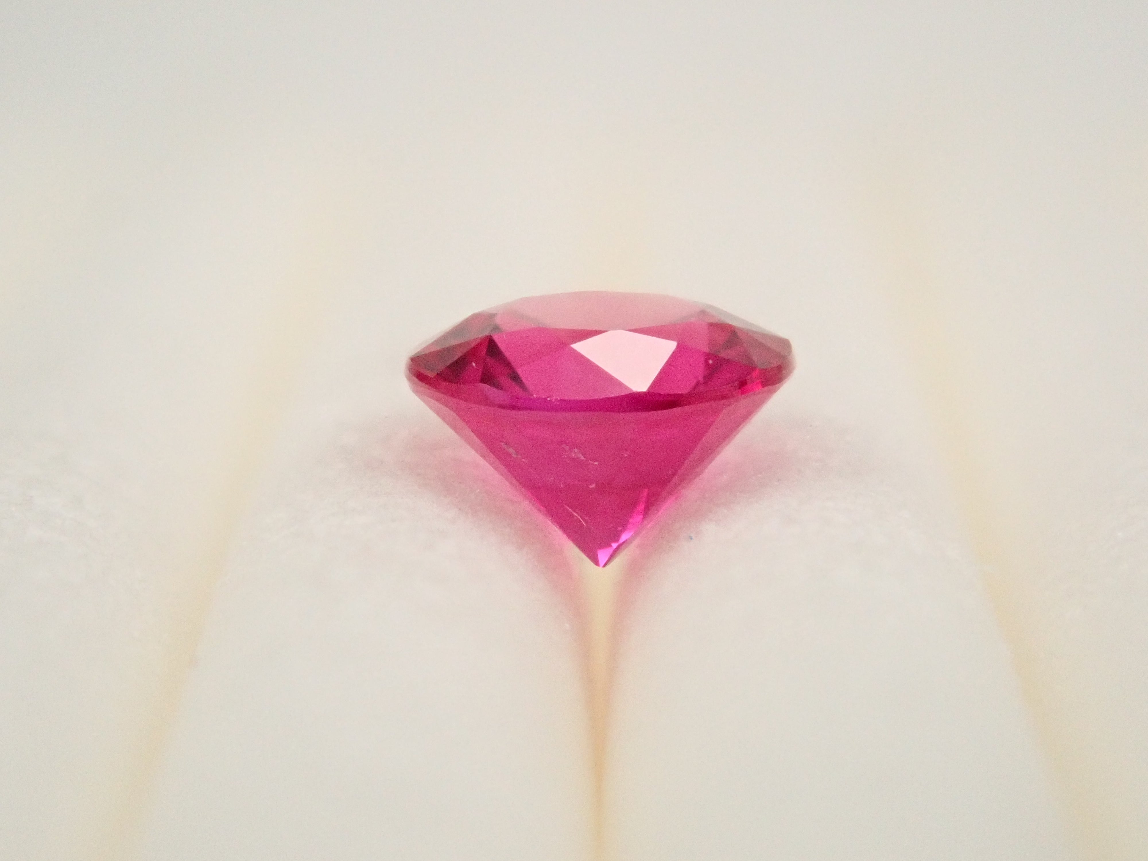 Pigeon blood ruby 0.310ct loose
