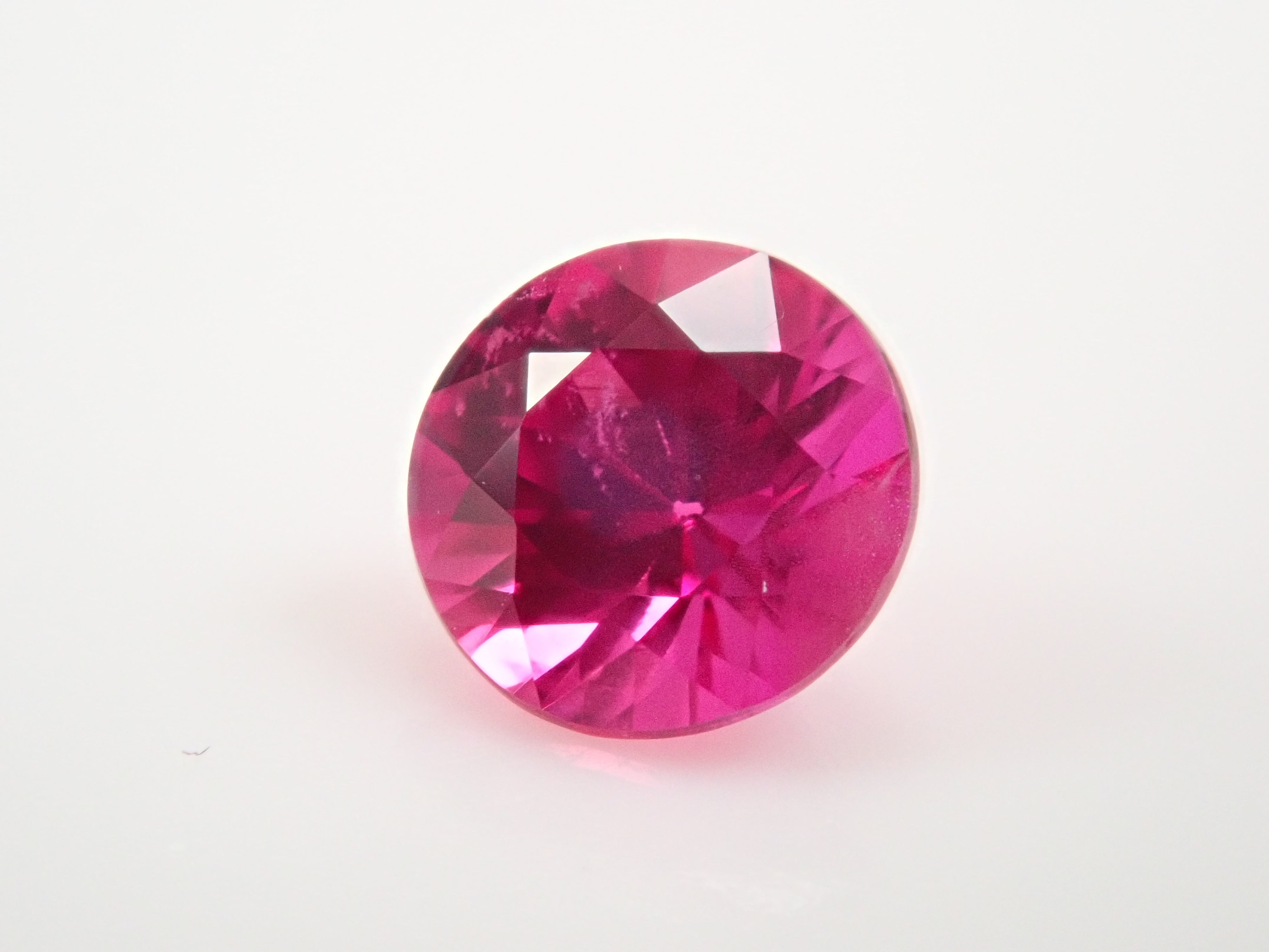 Pigeon blood ruby 0.310ct loose