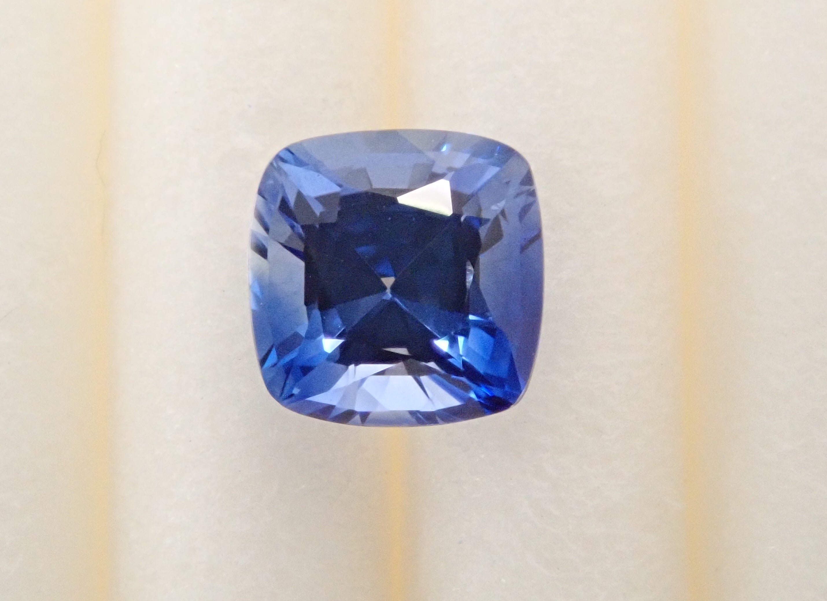 【2/6 22時販売】コーンフラワーブルーサファイア 0.370ctルース AIGS