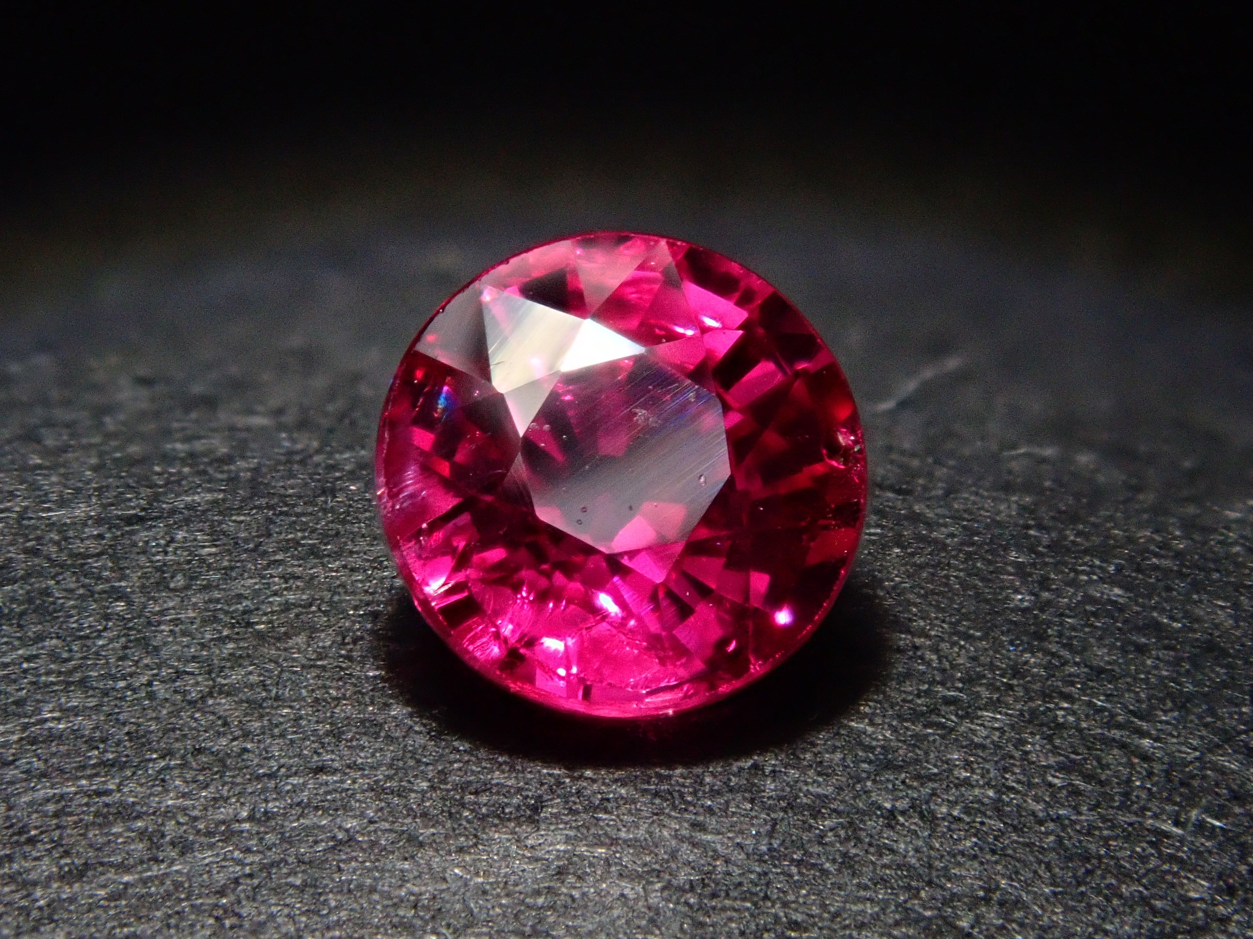 【2/6 22時販売】非加熱ピジョンブラッドルビー 4.3mm/0.510ctルース AIGS