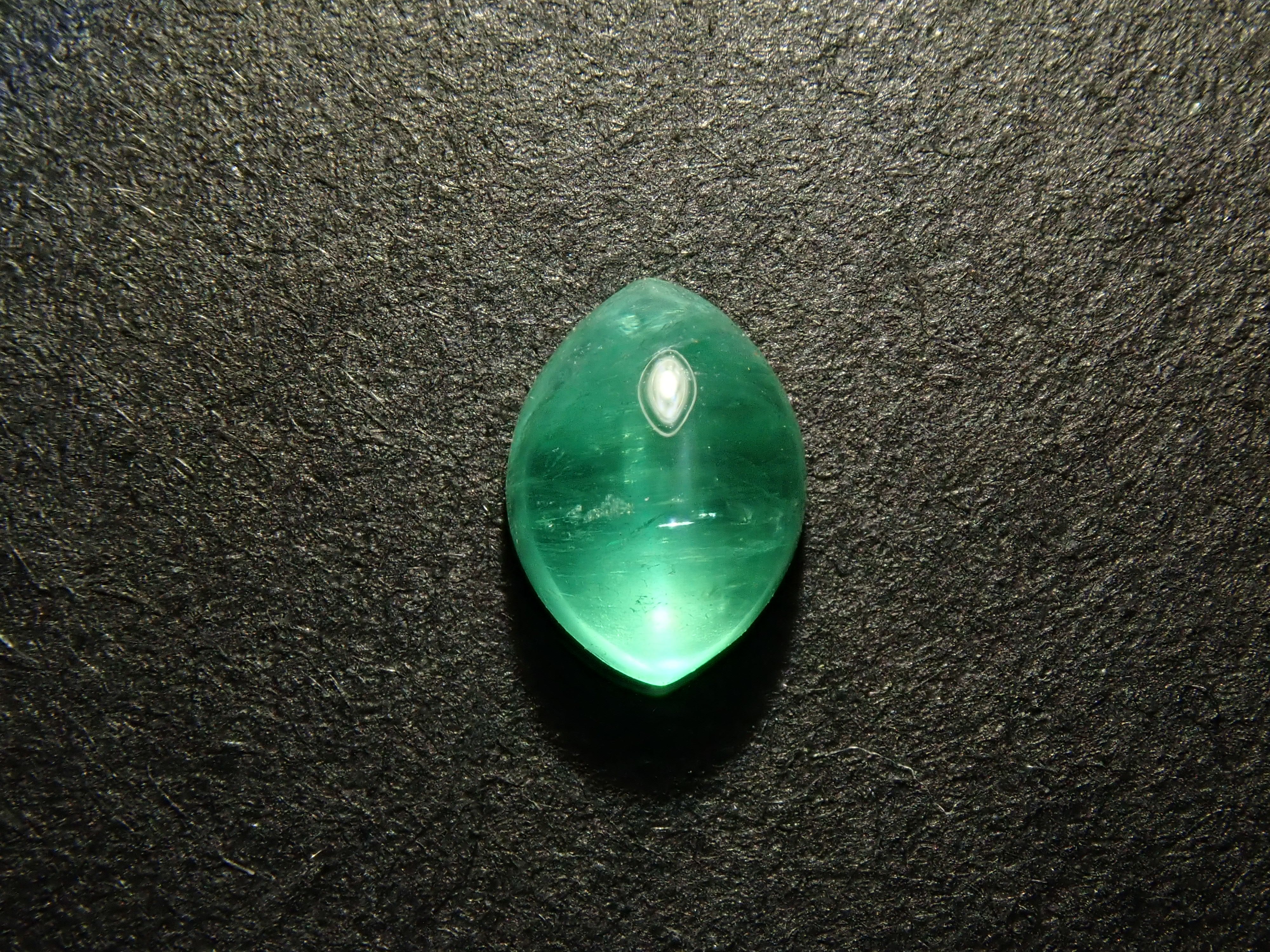 【2/5 22時販売】コロンビア産エメラルドキャッツアイ 0.417ctルース