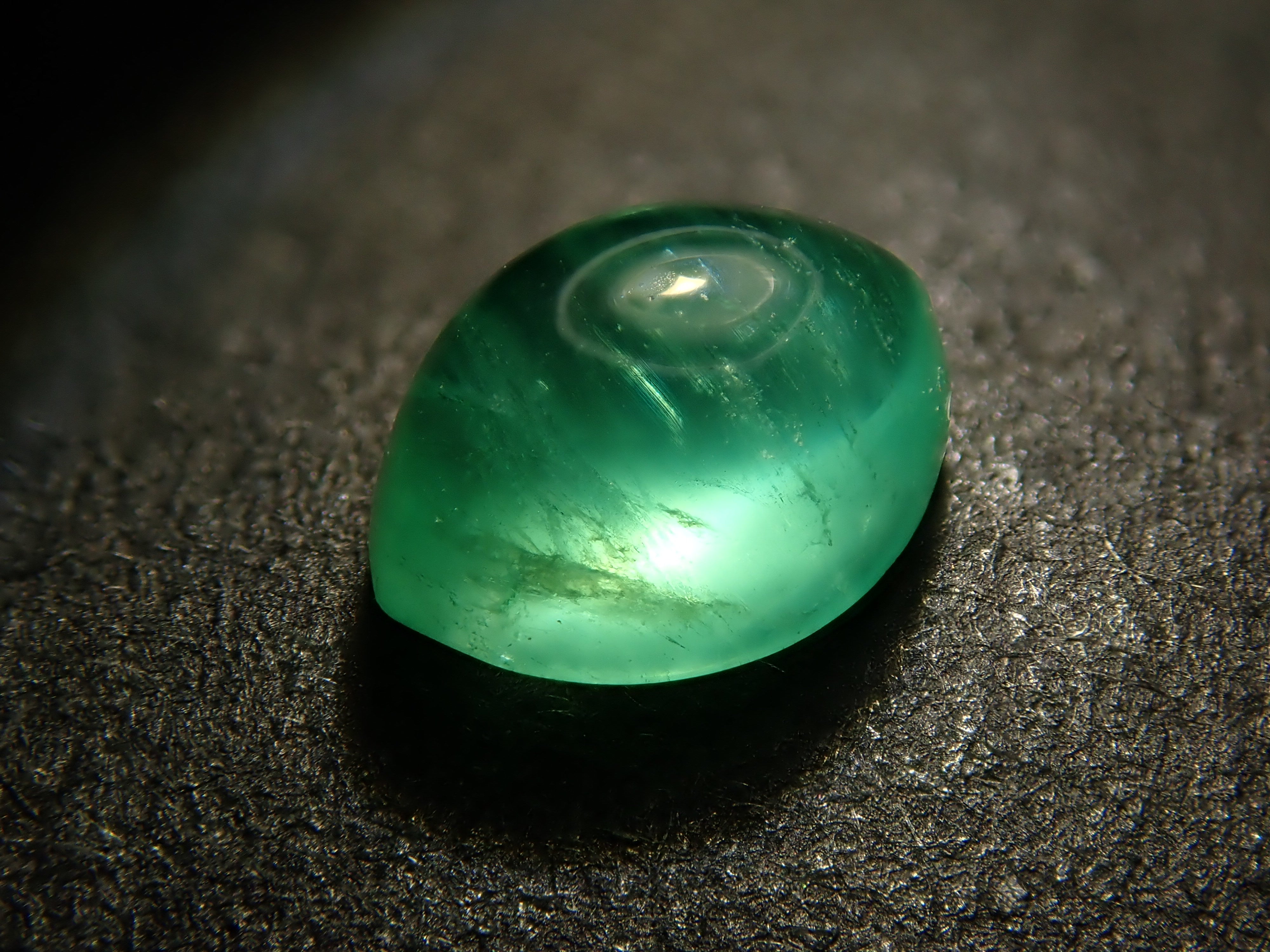 【2/5 22時販売】コロンビア産エメラルドキャッツアイ 0.417ctルース