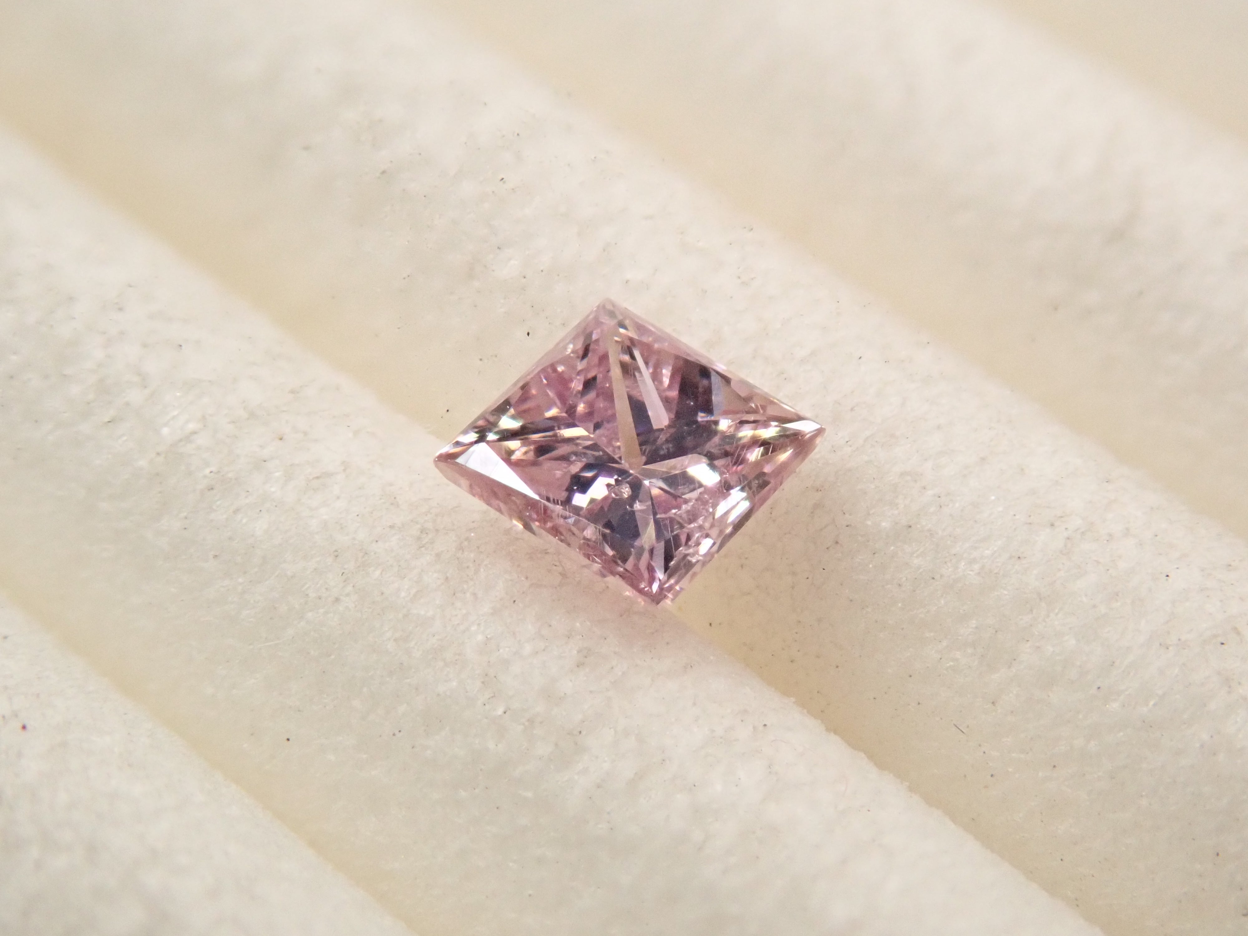 Pink Diamond 0.139ct Loose (FANCY PURPLISH PINK, I1)