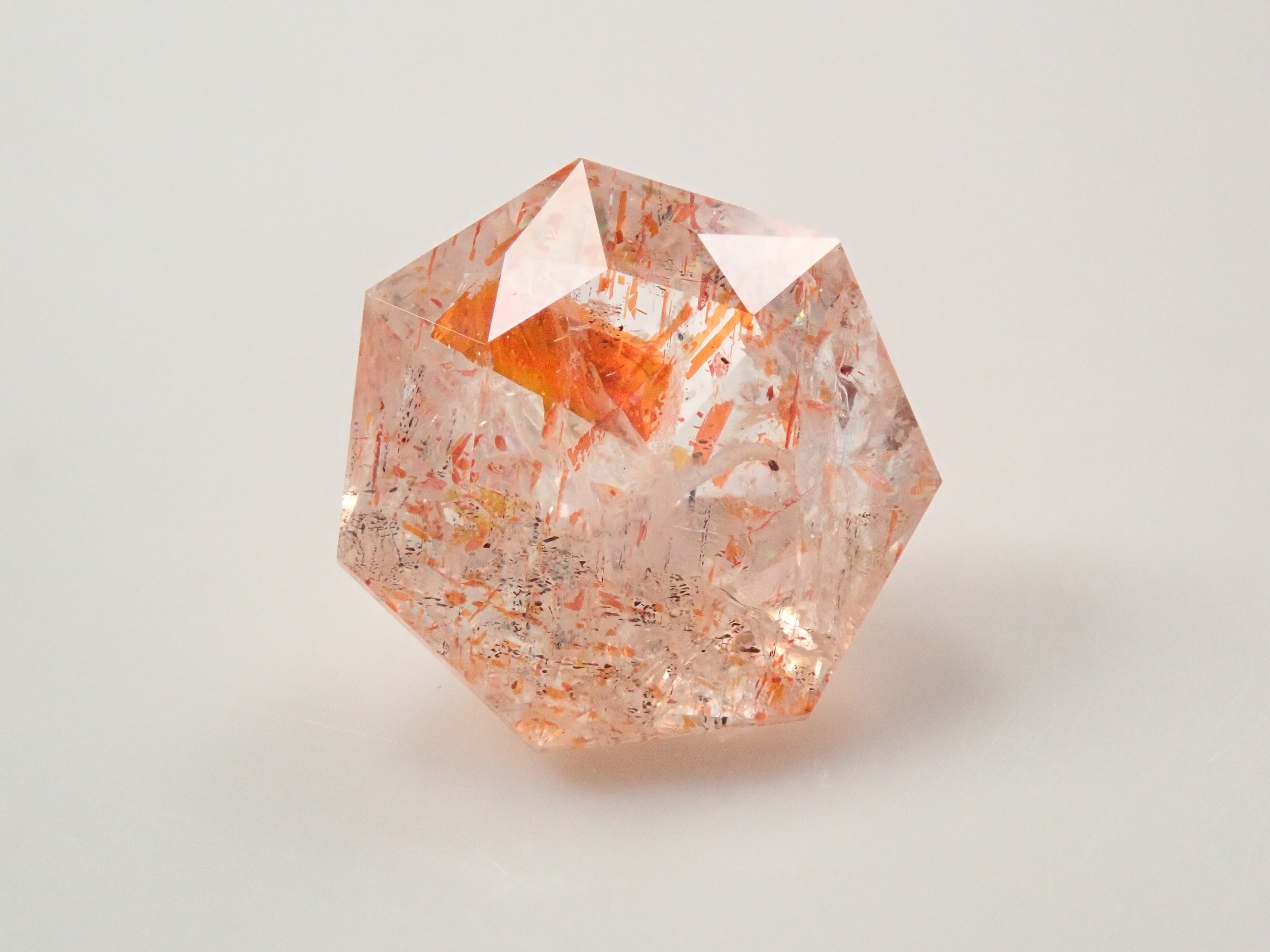 【2月3日晚間10點開售】坦尚尼亞太陽石 1.477克拉 散裝