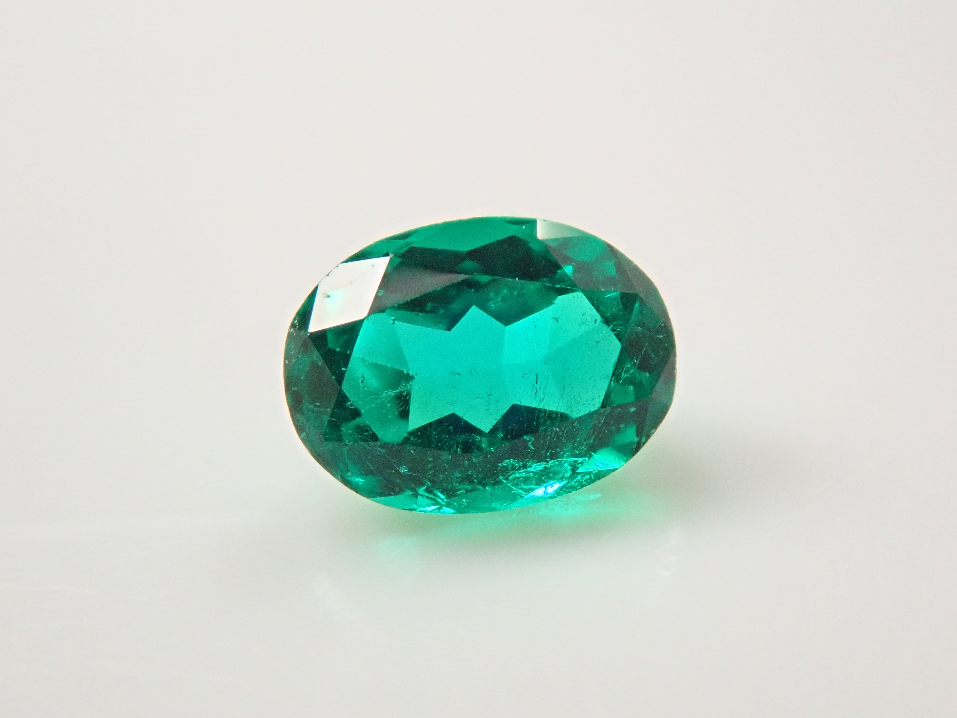 【2月3日晚10點開售】哥倫比亞祖母綠裸鑽 0.159克拉