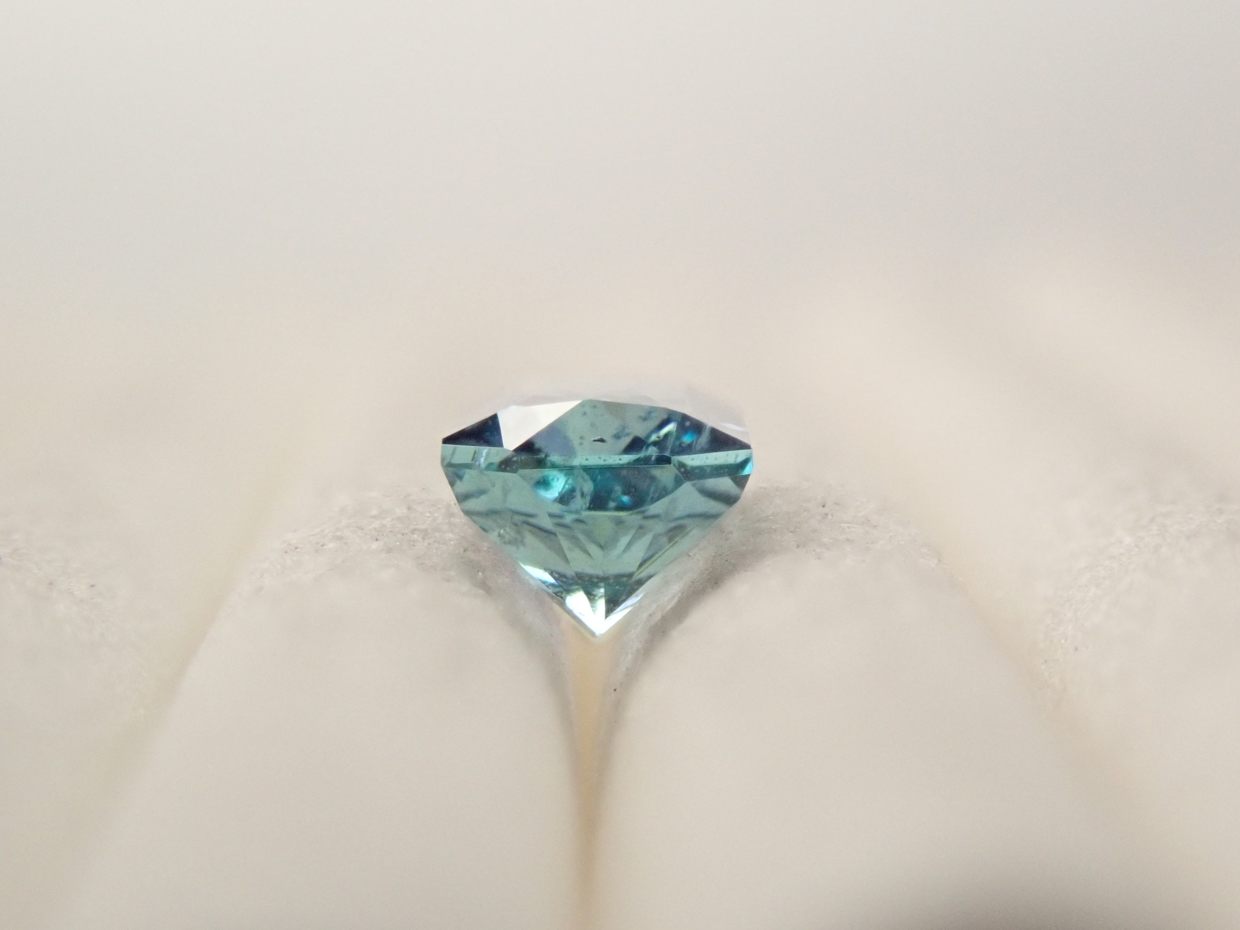 【2/6 22時販売】タンザニア産コーネルピン 0.336ctルース