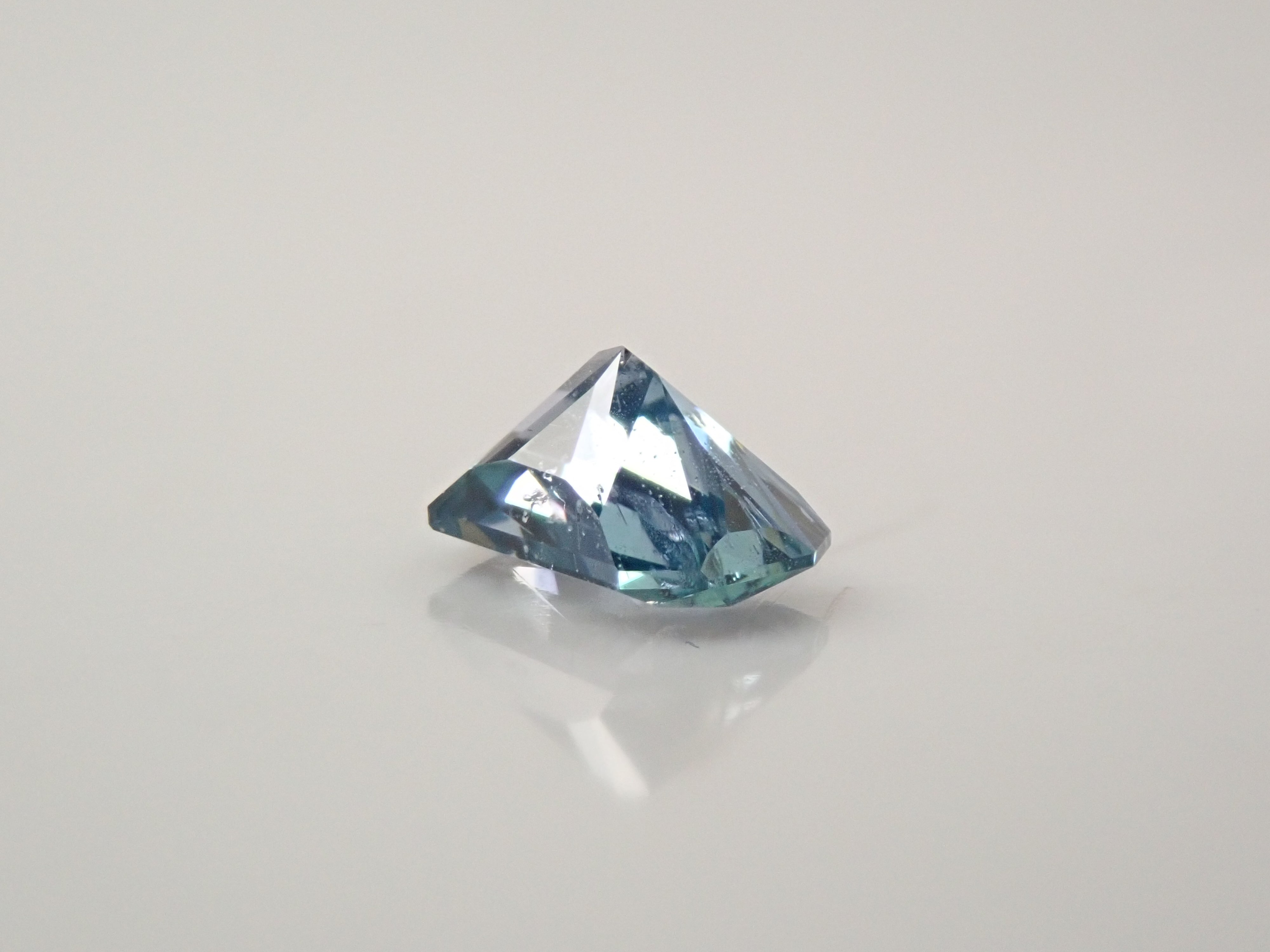 【2/6 22時販売】タンザニア産コーネルピン 0.336ctルース