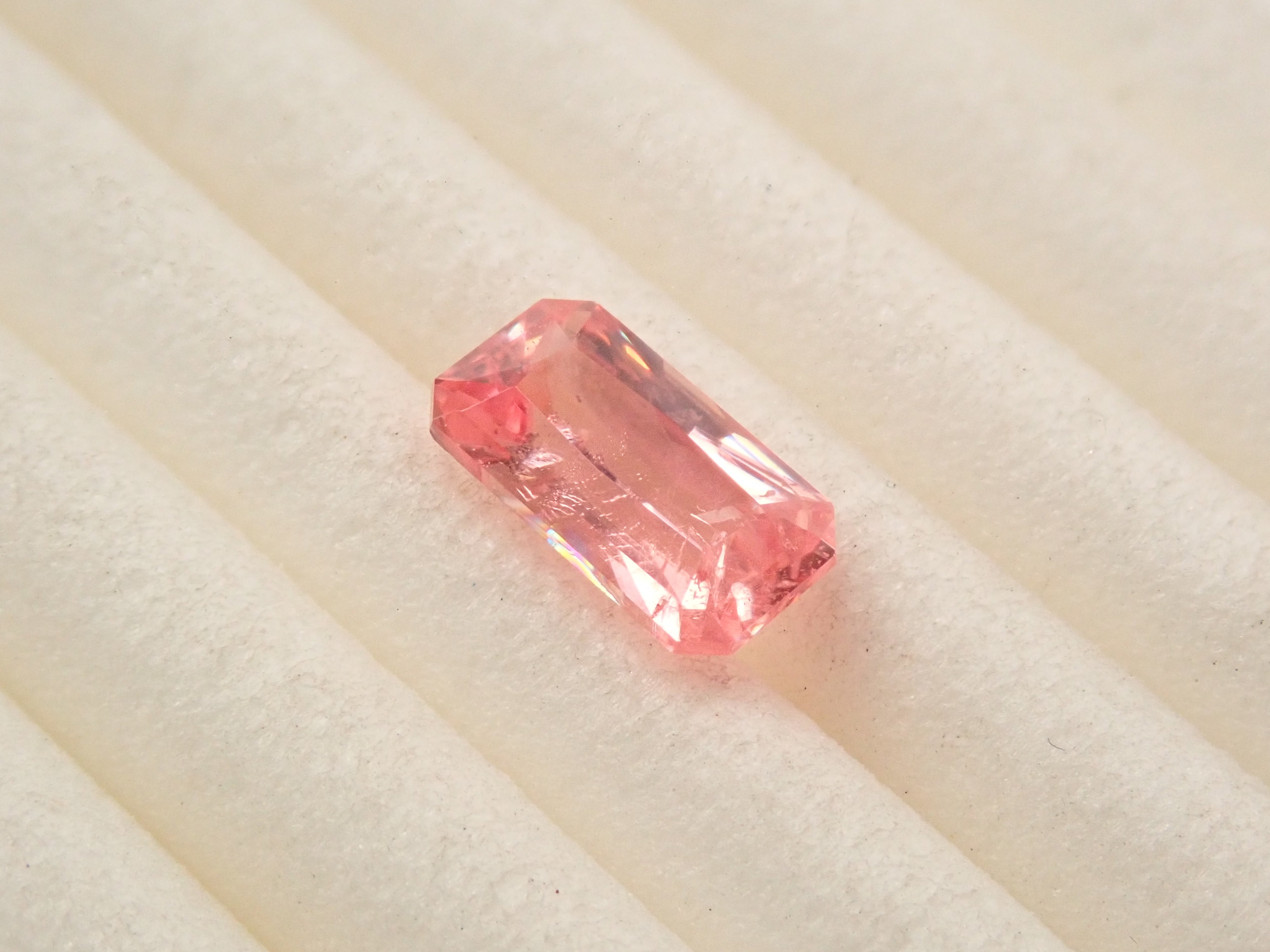 【2/6 22時販売】スイートホーム産ロードクロサイト 0.677ctルース