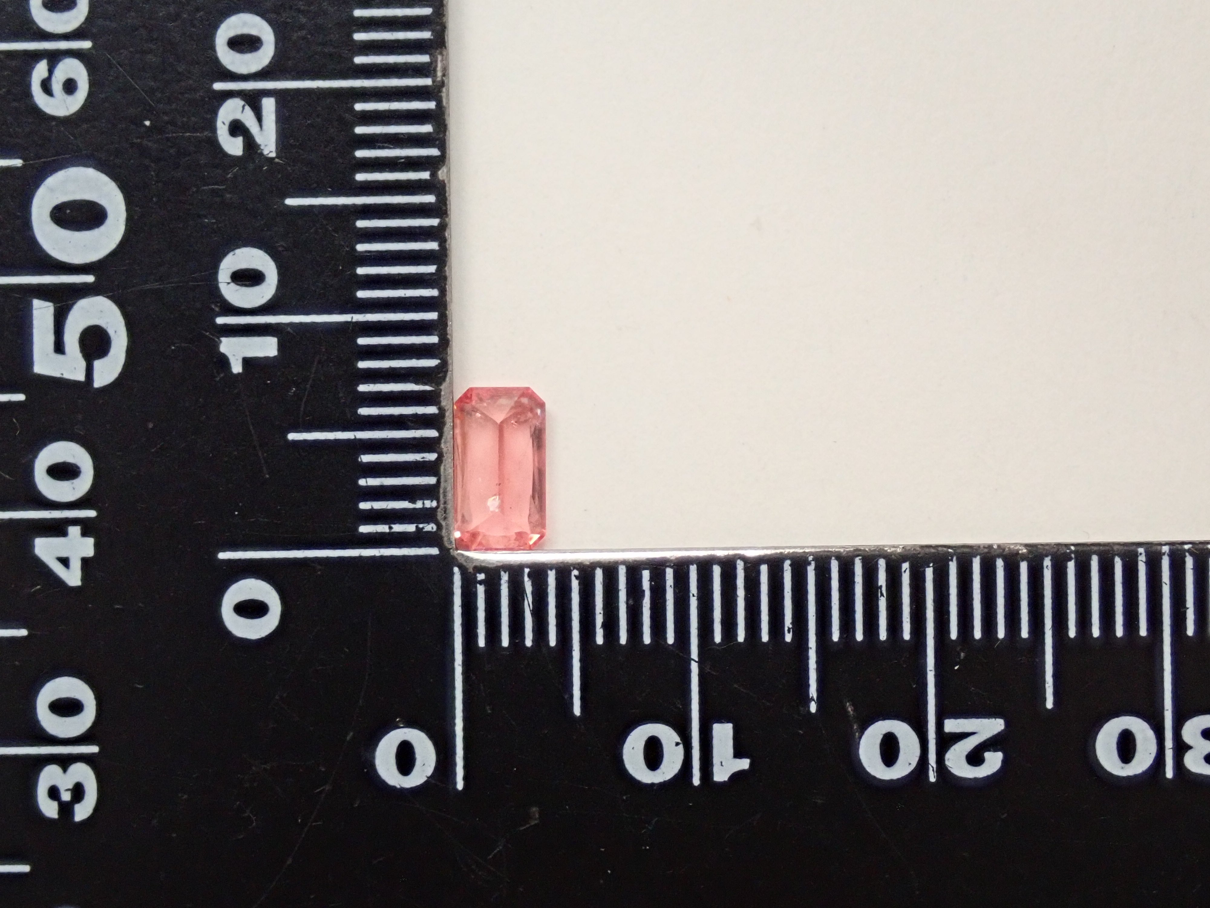 【2/6 22時販売】スイートホーム産ロードクロサイト 0.677ctルース