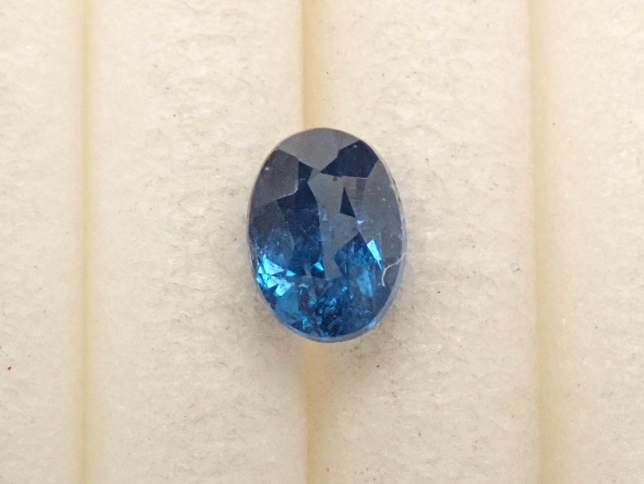 【2/16 22時販売】ナイジェリア産コバルトガーナイト 0.278ctルース 日独鑑別