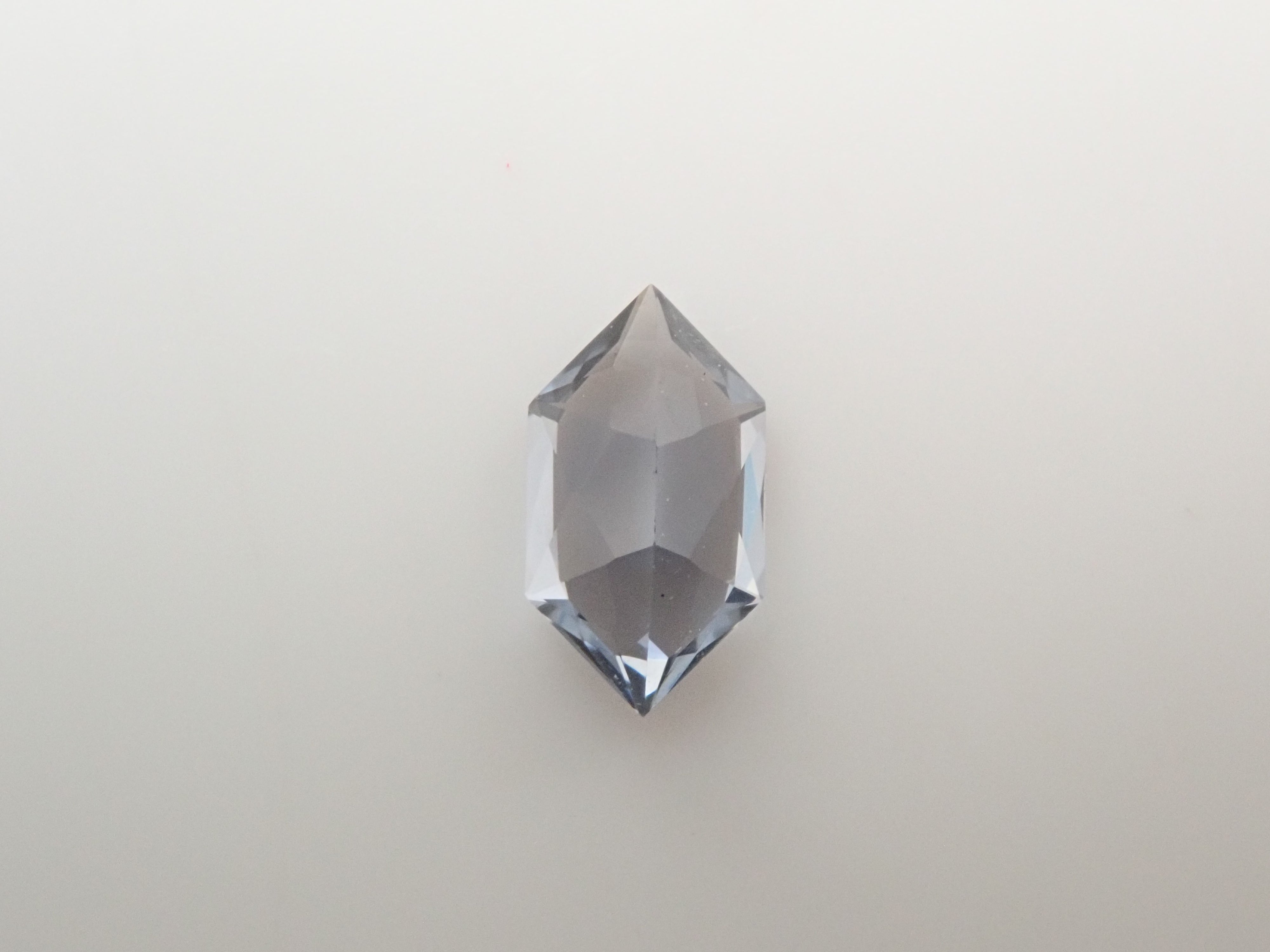 タンザニア産スピネル 0.291ctルース