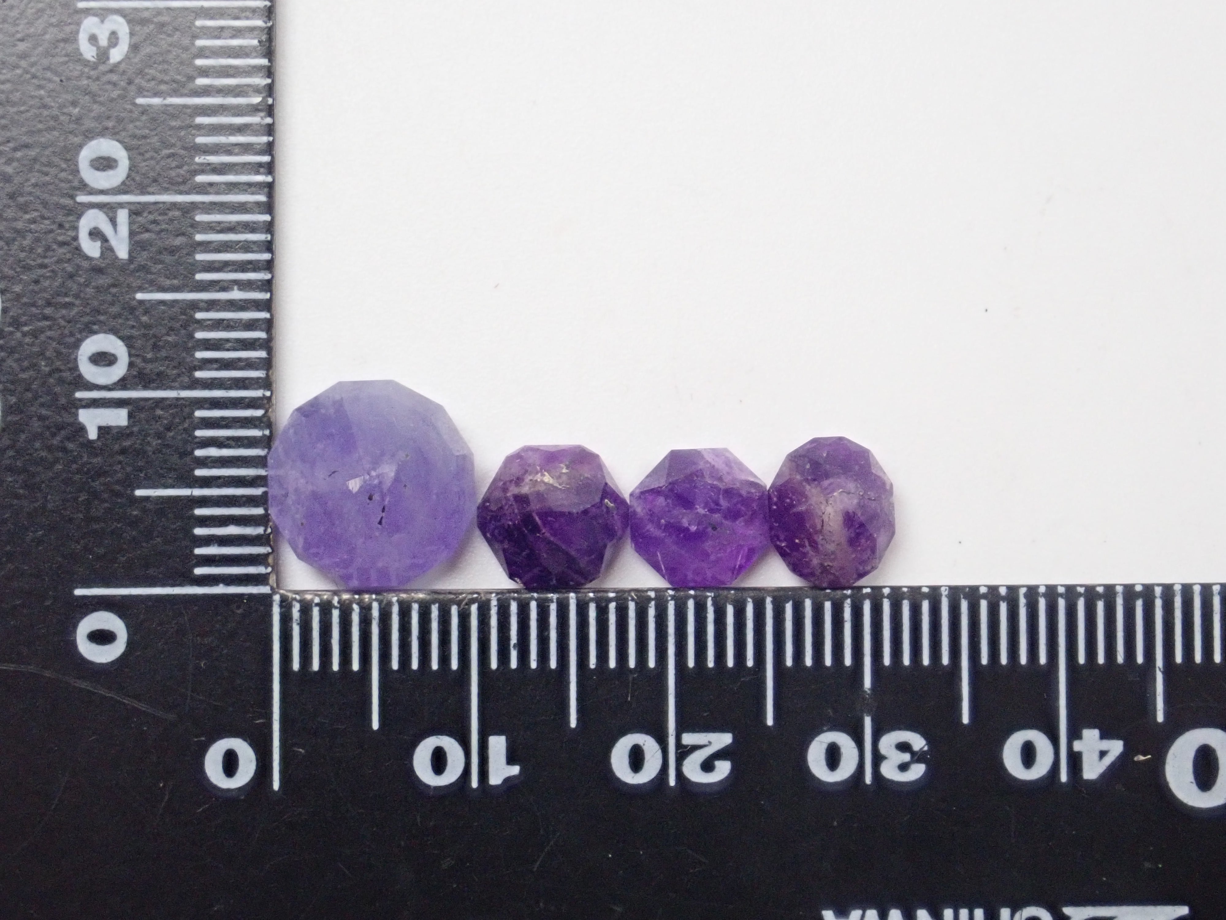 《限定8石》【サンジェ氏】ハックマナイトorソーダライト1石ルース(最大3.63ct)《複数購入割引有》