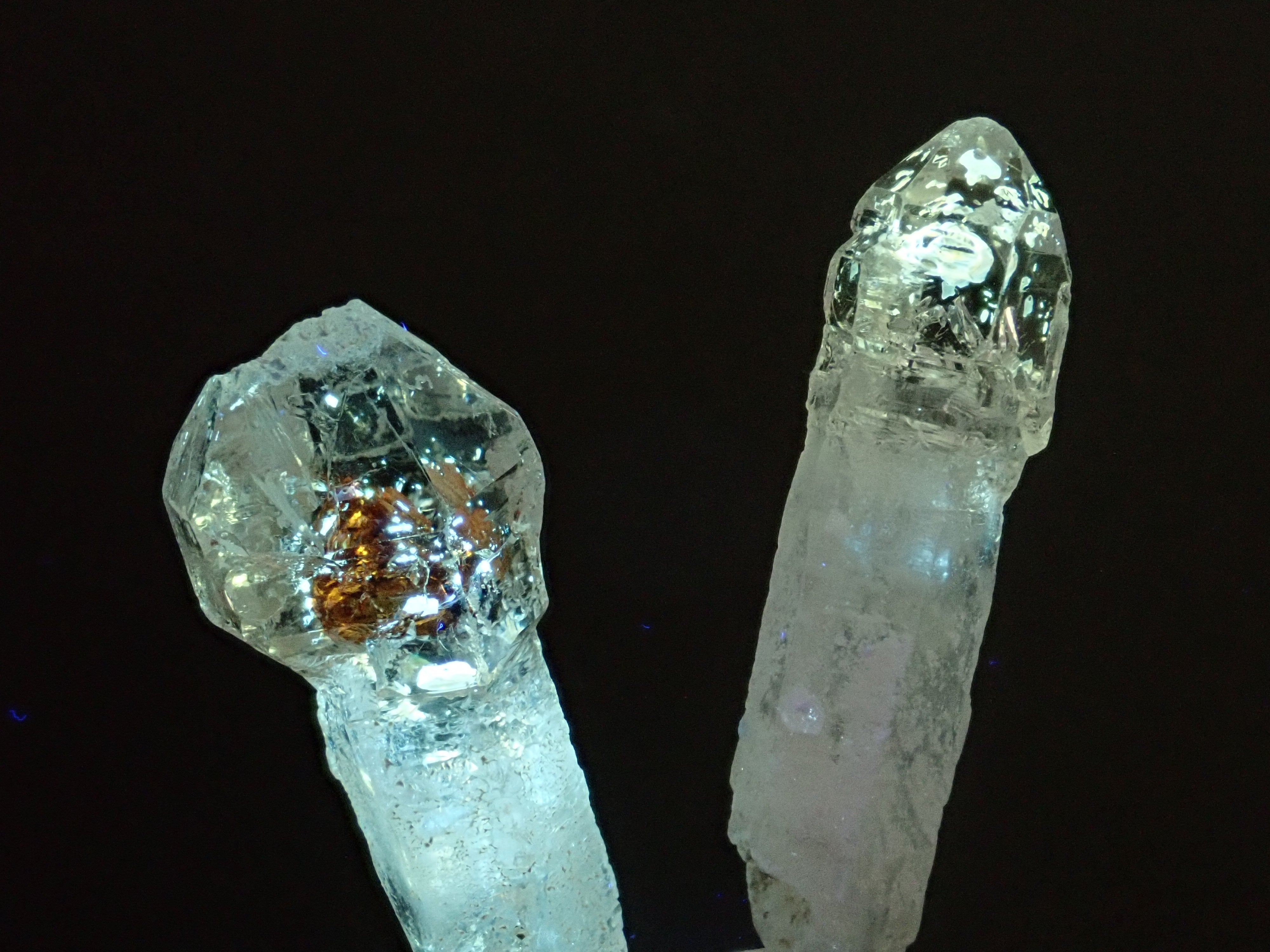 マダガスカル産オイルインクォーツ1石ルース(近年発見の新しい産地,平均28ct)《複数購入割引有》