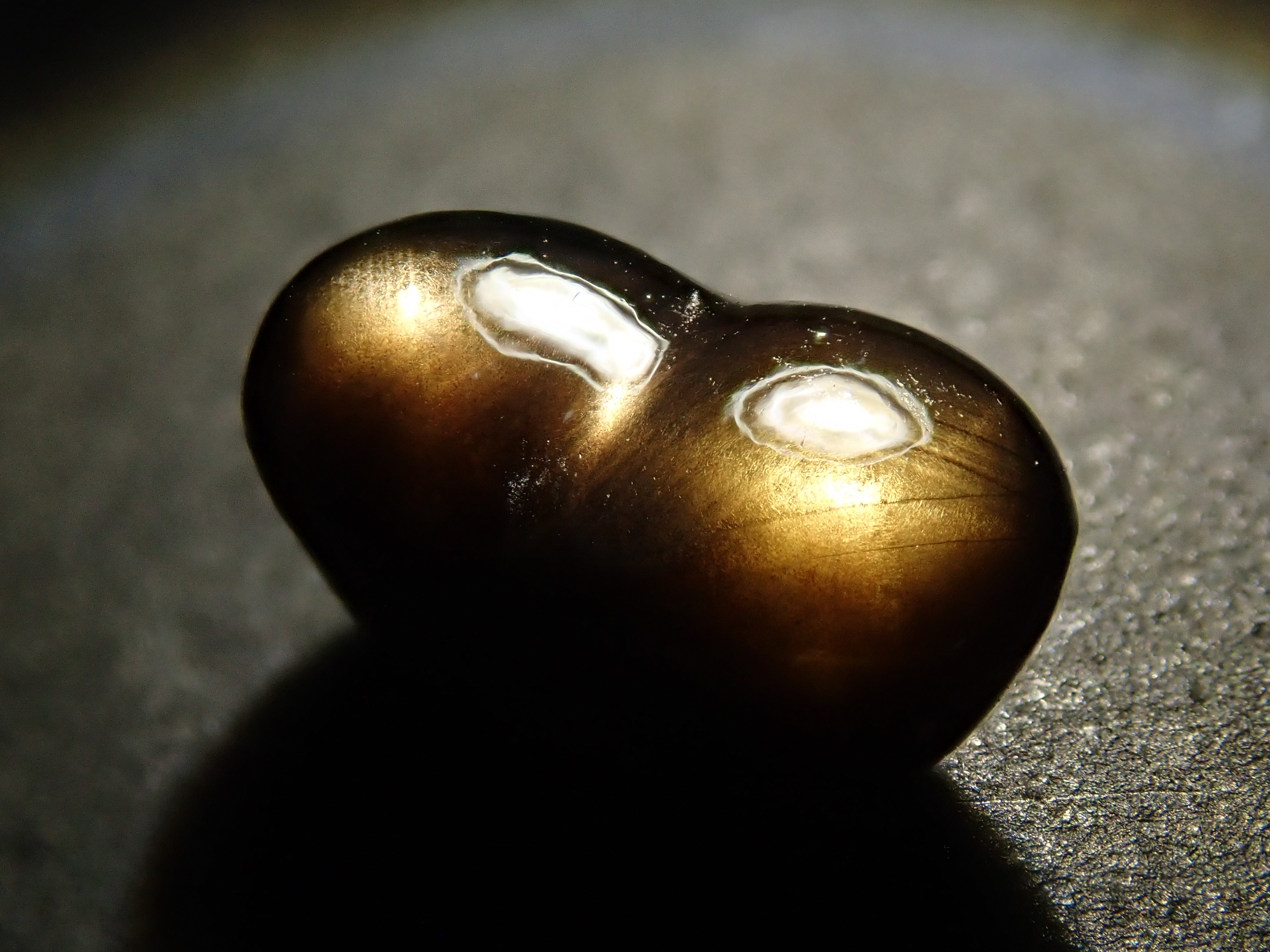 スリランカ産ツインスターサファイア 3.858ctルース