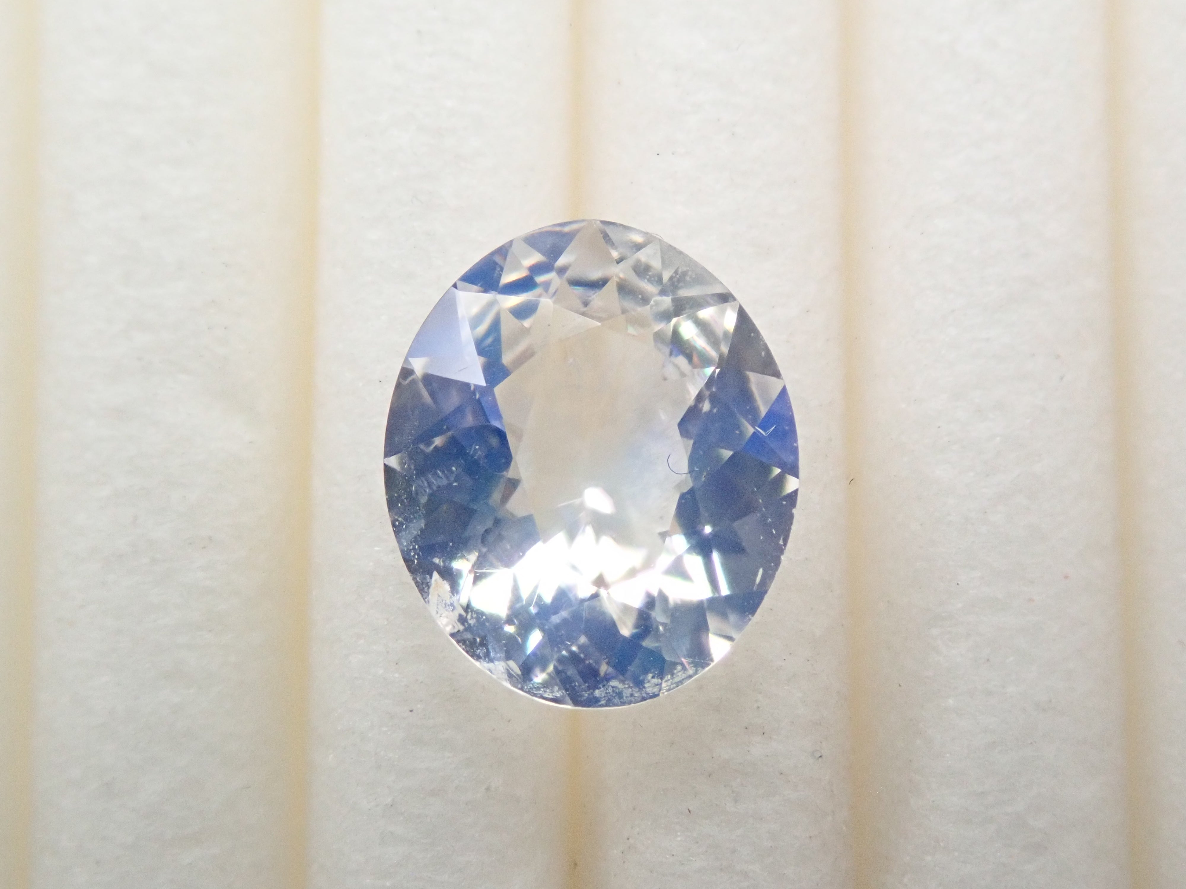 タンザニア産アンデシン・ラブラドライト(通称名 レインボームーンストーン) 0.782ctルース